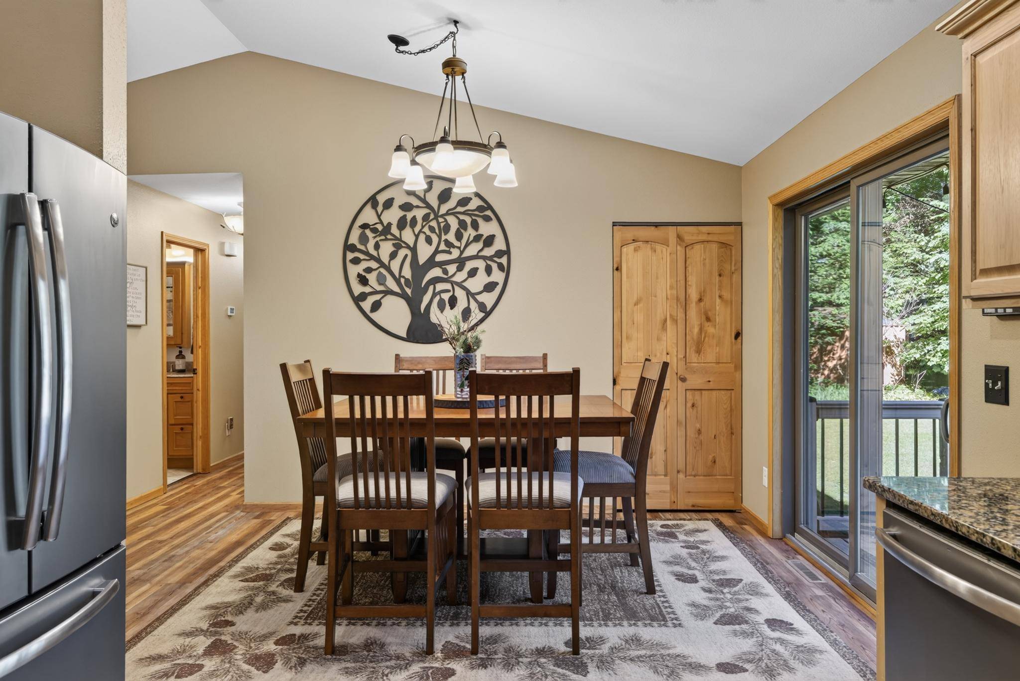 6108 Bittersweet LN, Nisswa, MN 56468