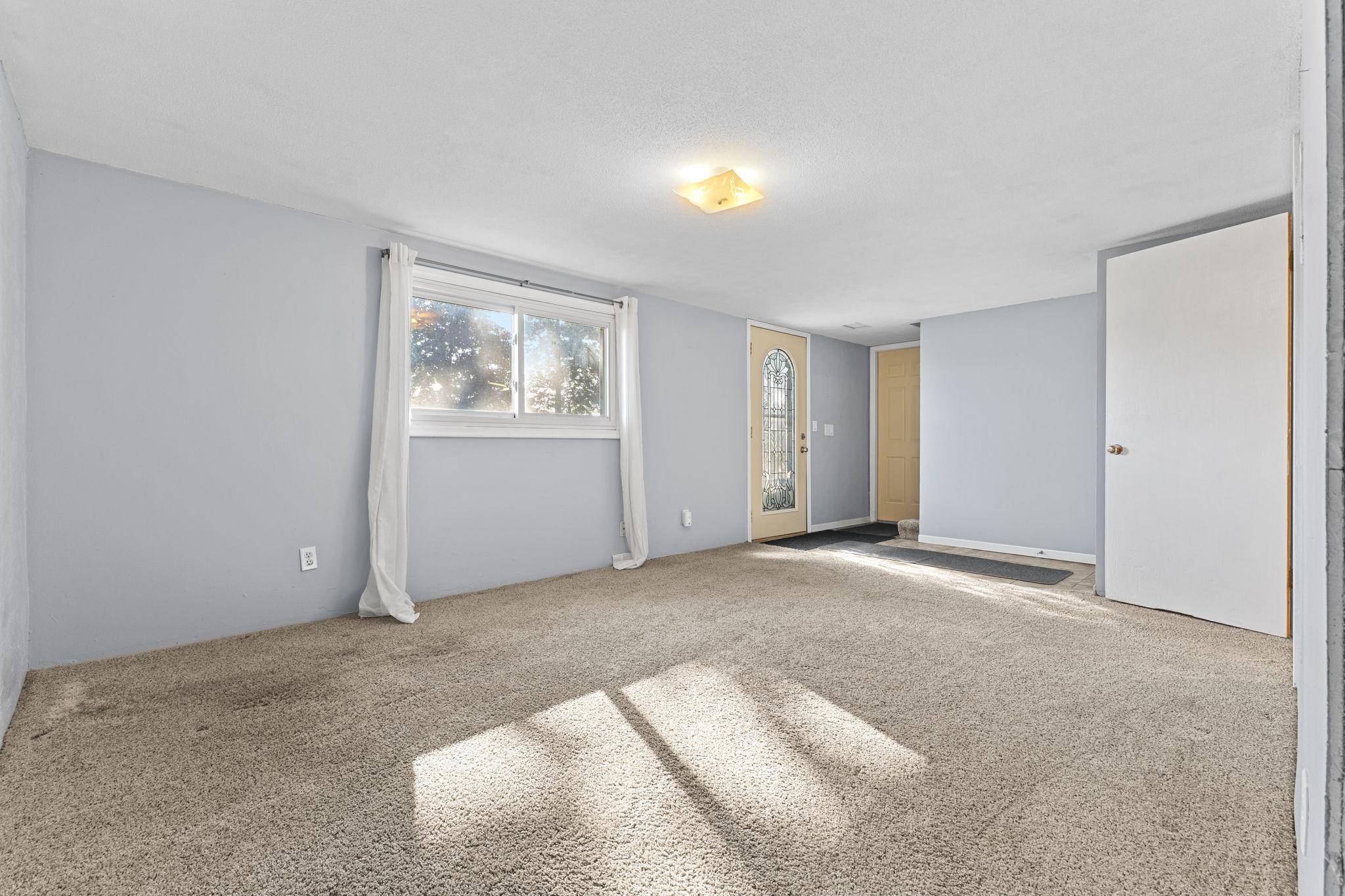 7430 Able ST NE, Fridley, MN 55432