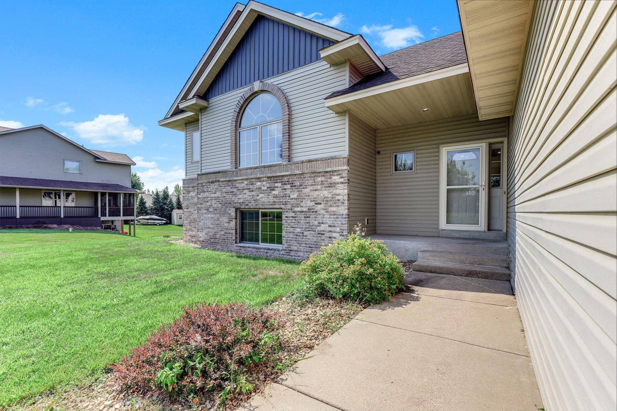 20366 150th ST NW, Elk River, MN 55330