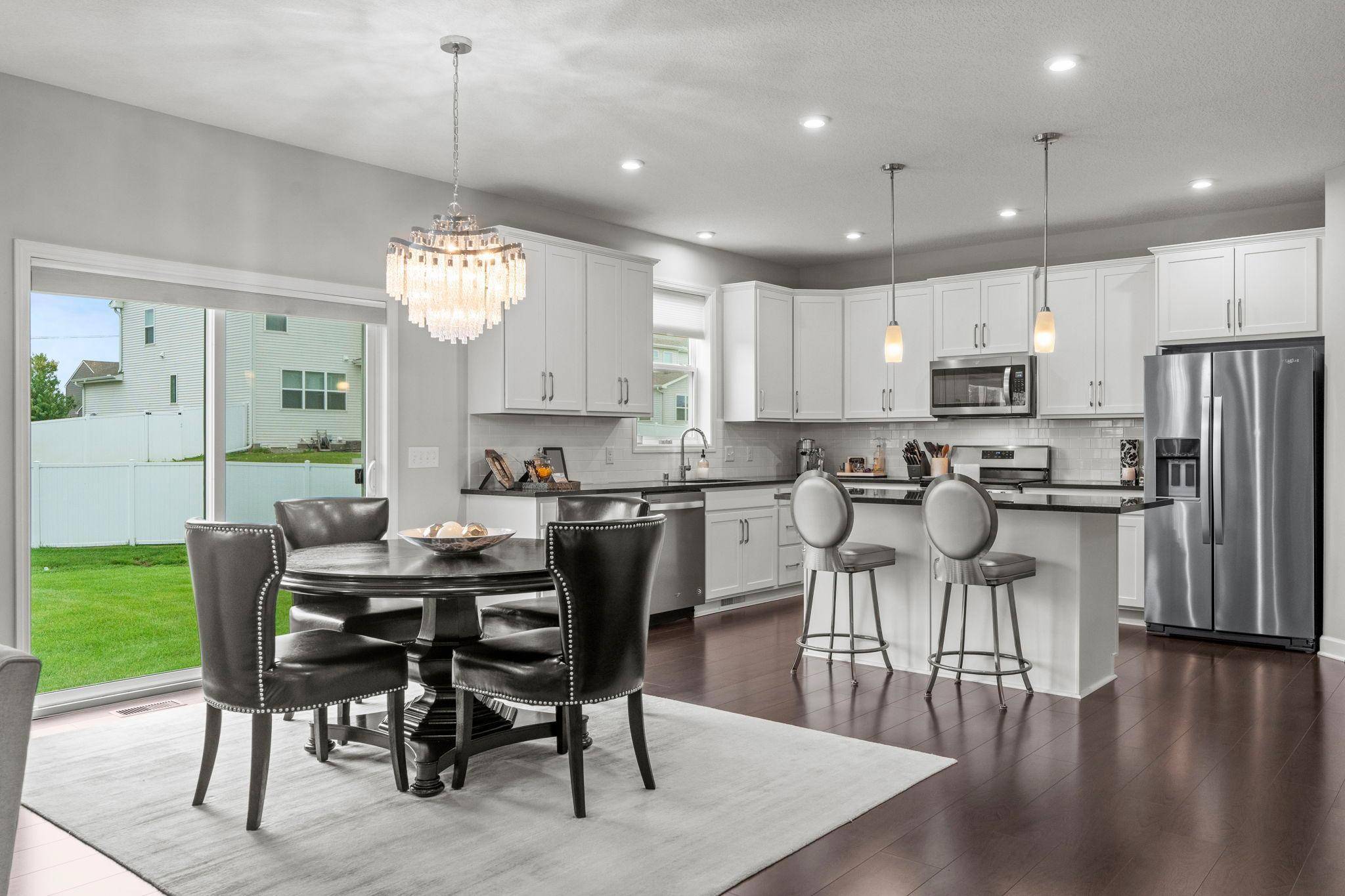 4313 Schilling WAY, Woodbury, MN 55129