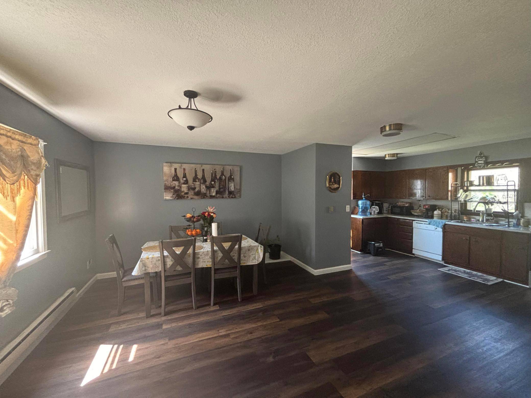 209 N 6th ST, Montevideo, MN 56265