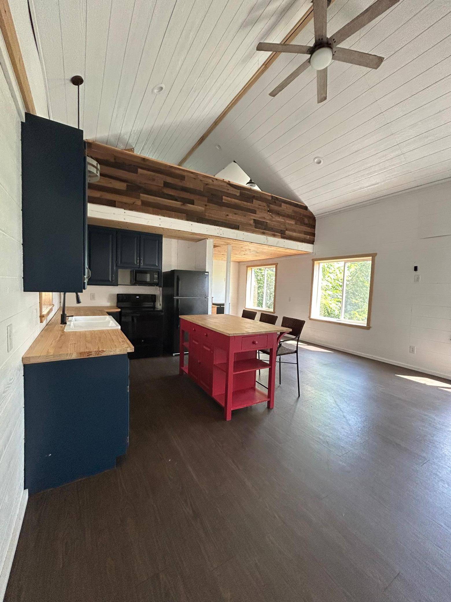 911 Mississippi LN, Brownsville, MN 55919