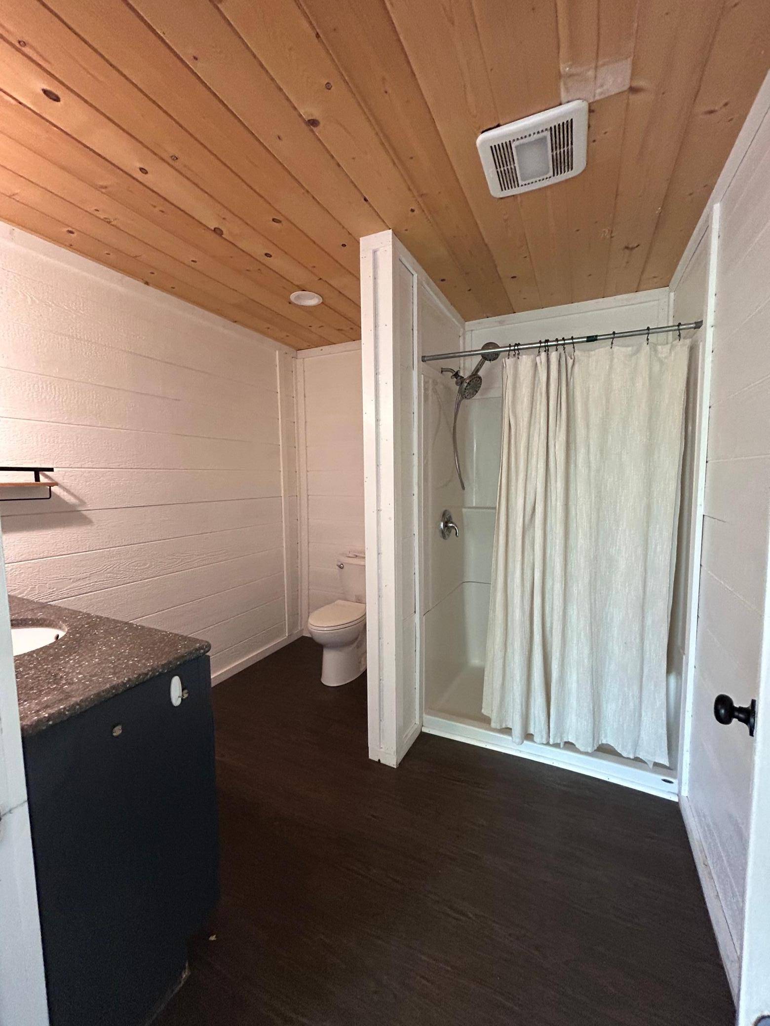 911 Mississippi LN, Brownsville, MN 55919