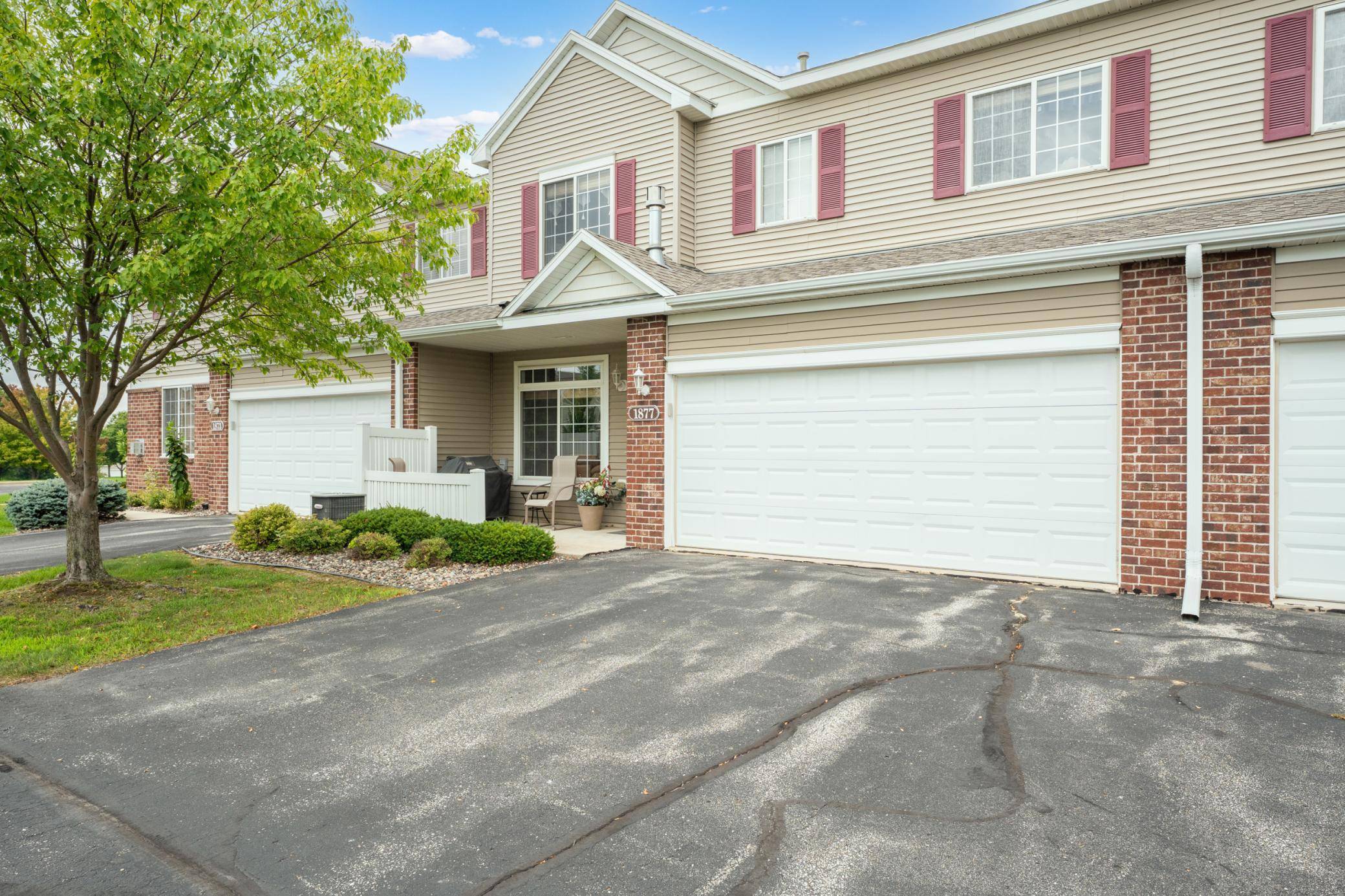 1877 Sandcherry CT NW, Rochester, MN 55901