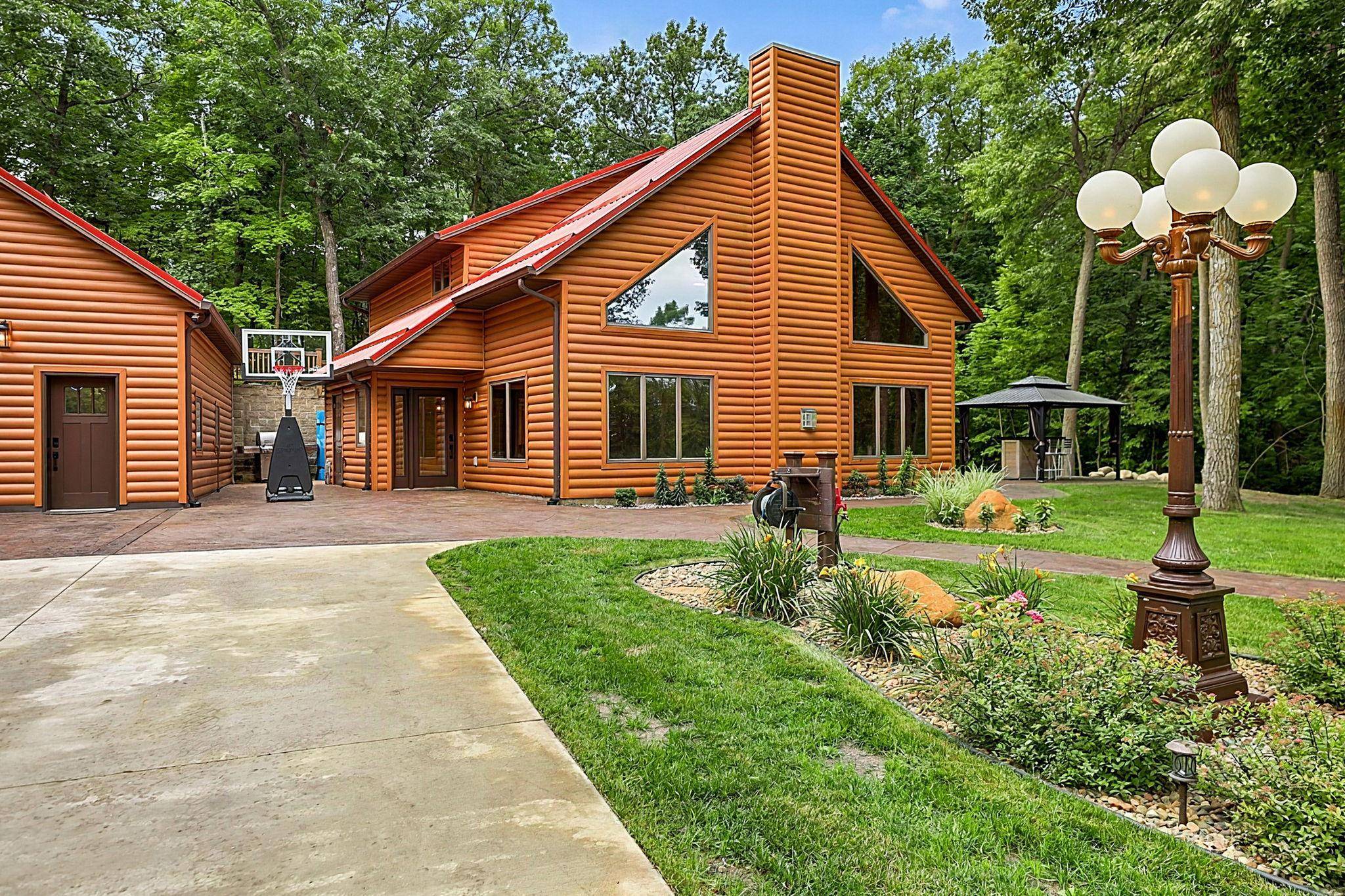 7643 Bear RD, Cushing, MN 56443
