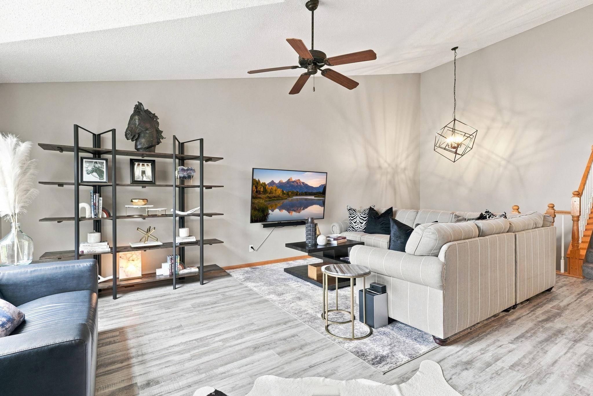 7606 Red Fox TRL, Greenfield, MN 55373