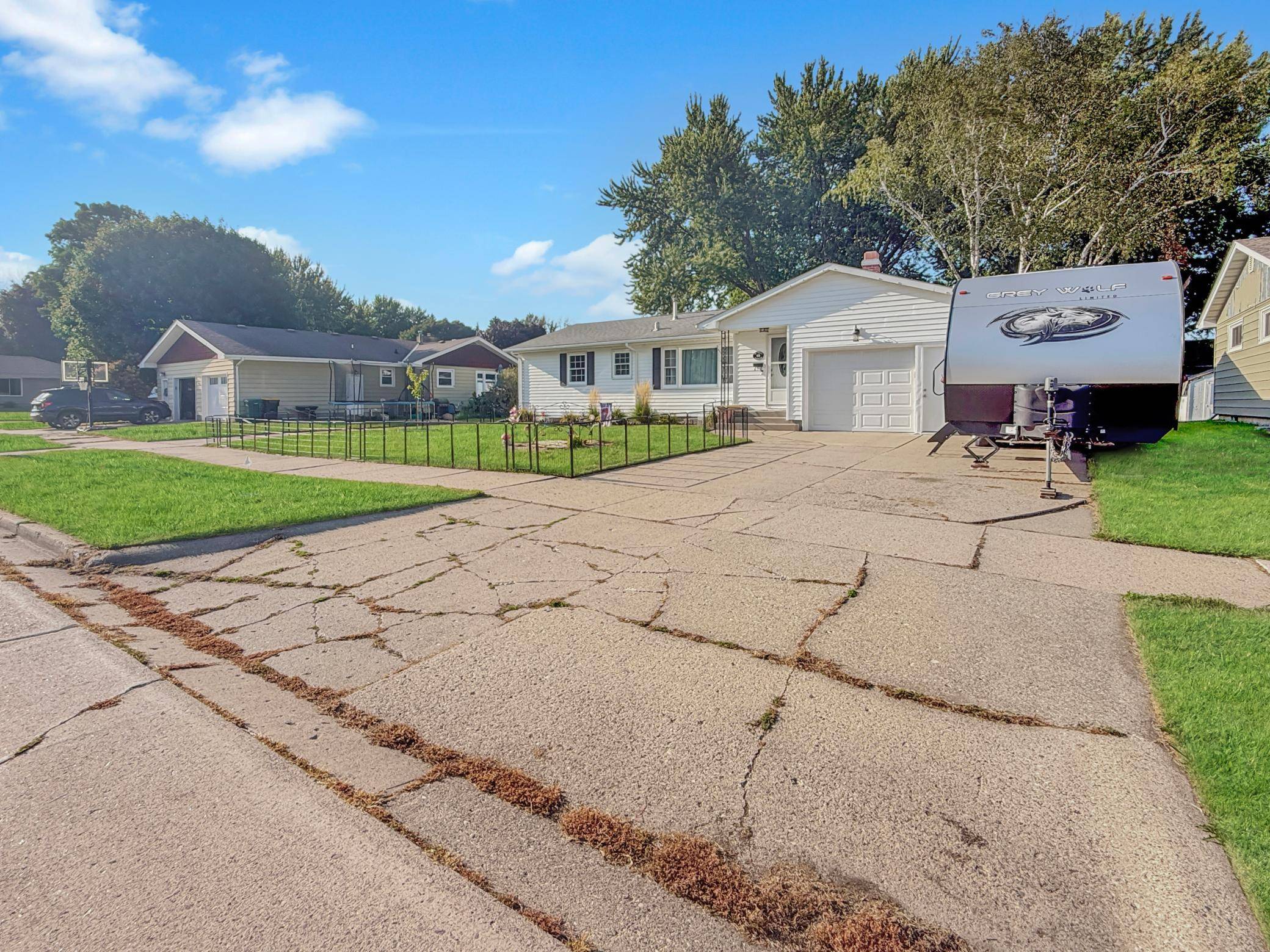 609 Washington AVE, Fairmont, MN 56031