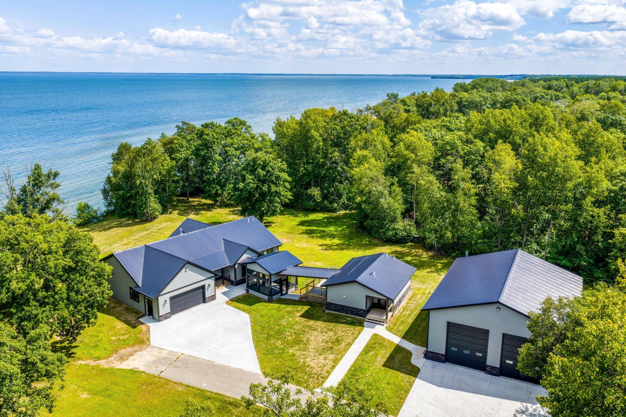 112 W Winnie Estate WAY NE, Bena, MN 56626