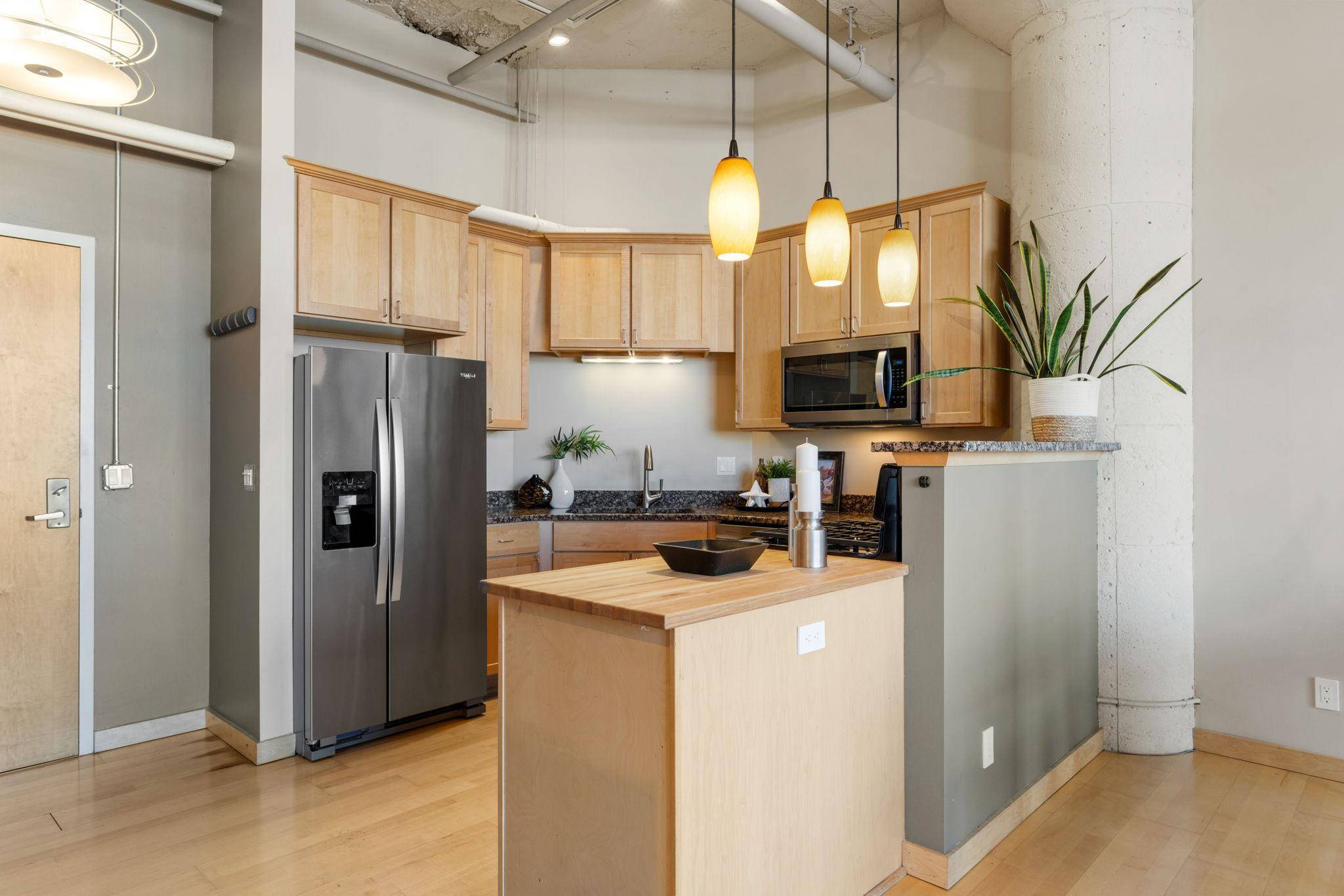 1901 E Hennepin AVE #105, Minneapolis, MN 55413