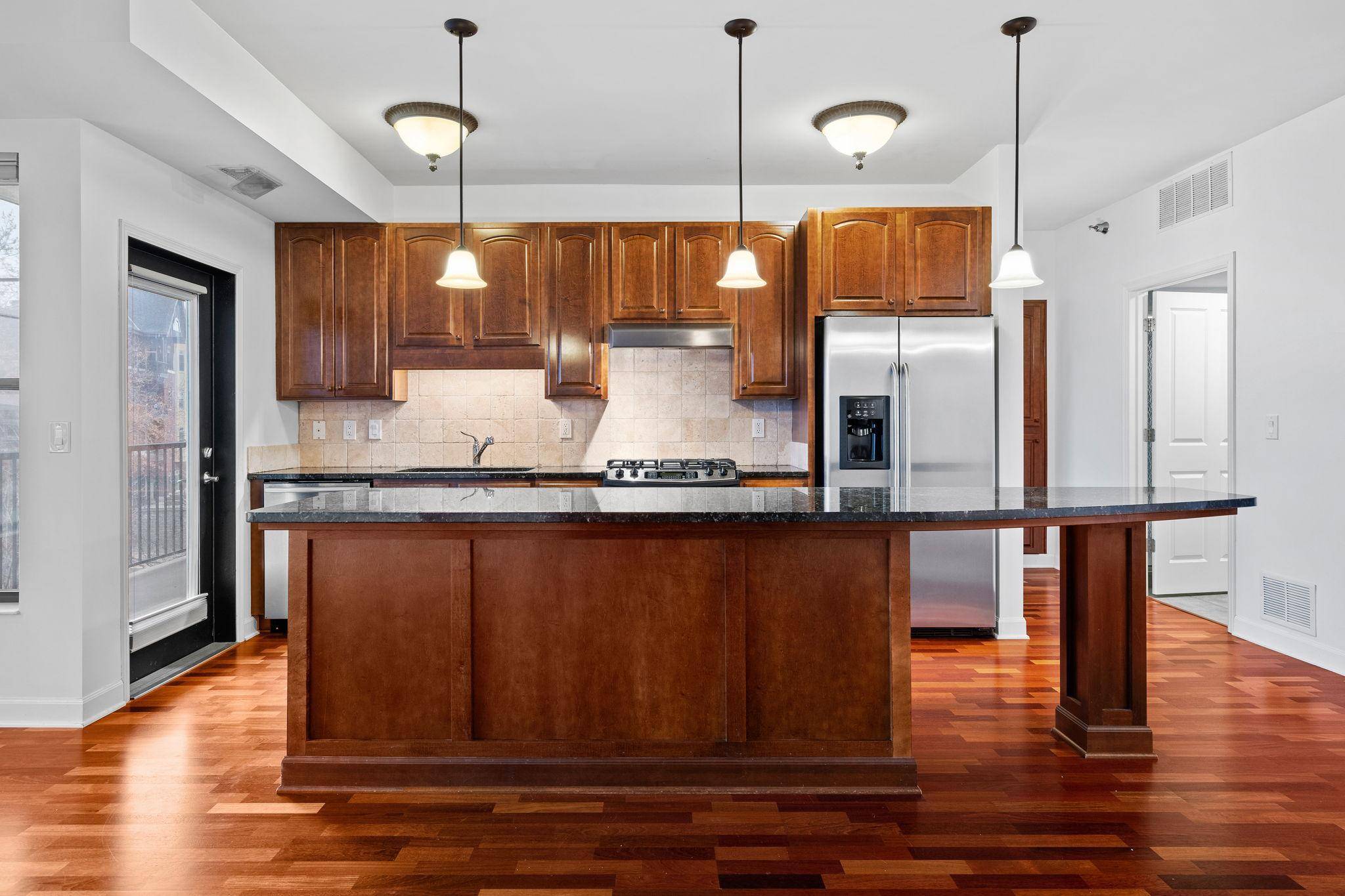 317 Groveland AVE #521, Minneapolis, MN 55403