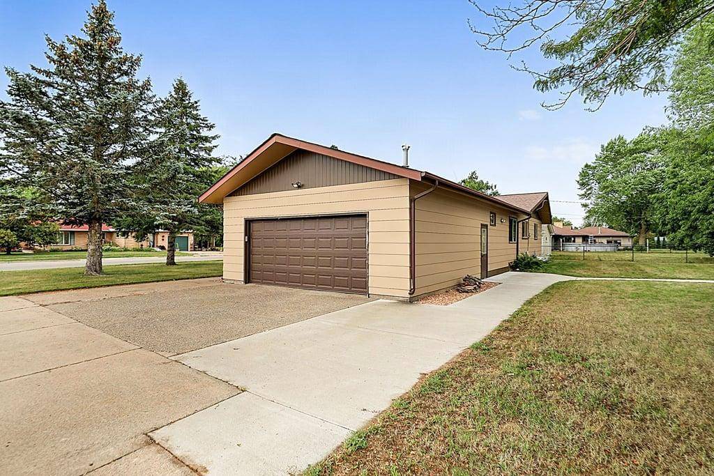 317 1st AVE SE, Pierz, MN 56364