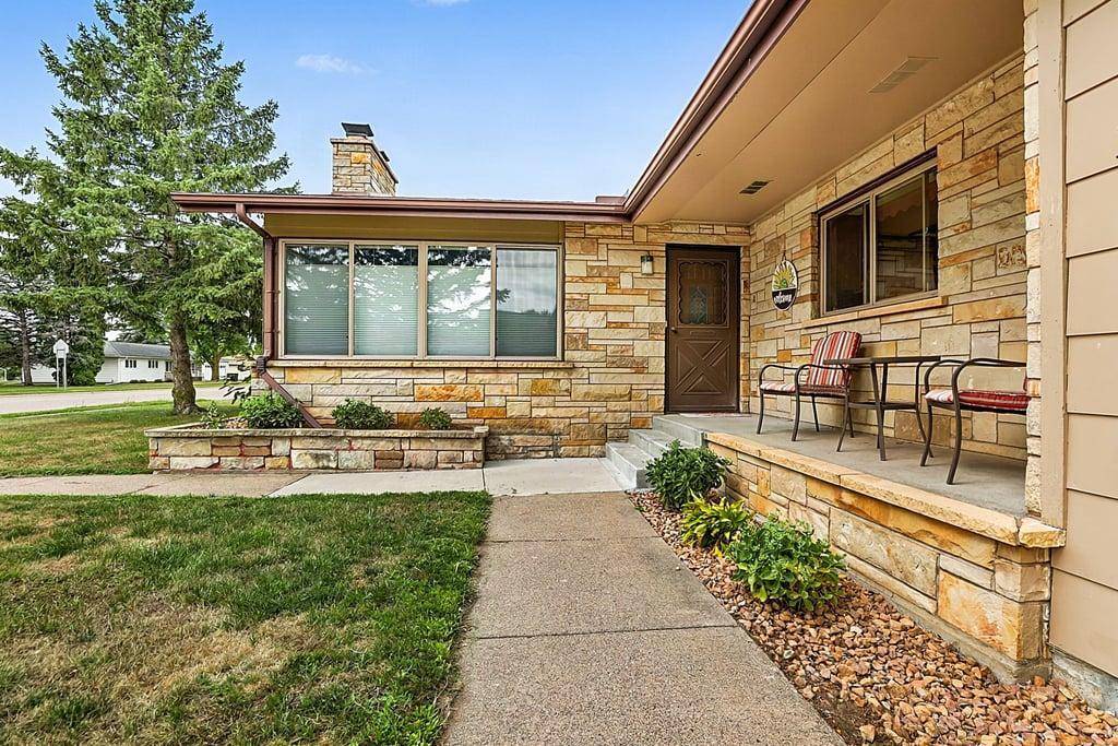 317 1st AVE SE, Pierz, MN 56364