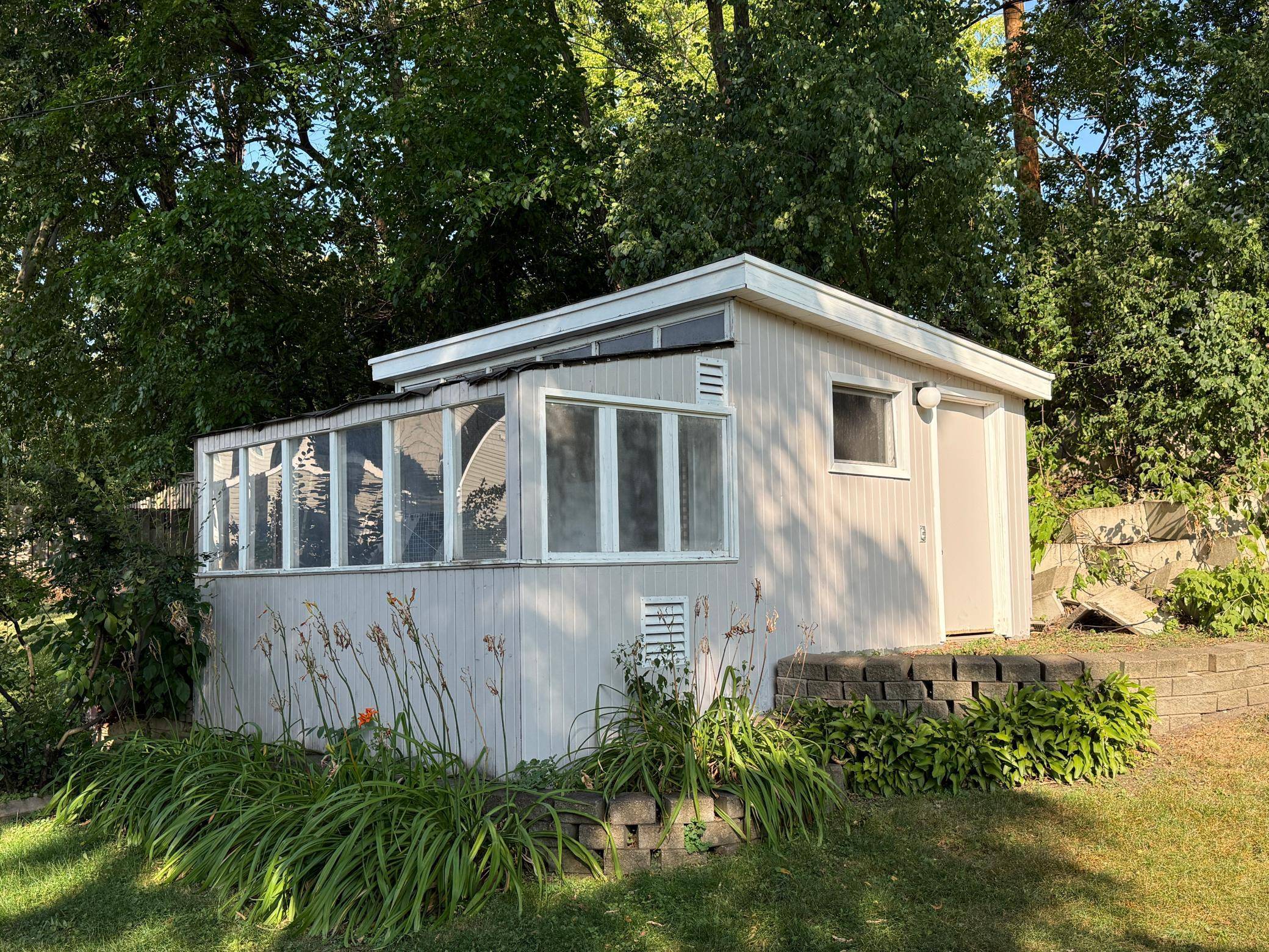 2762 Mcnair DR N, Robbinsdale, MN 55422
