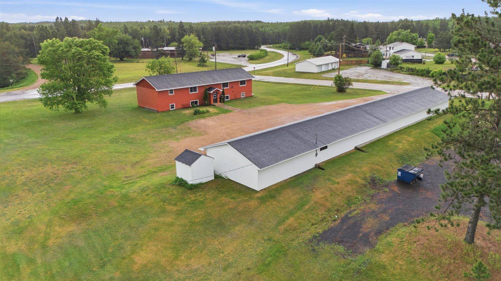 12 Linney ST, Babbitt, MN 55706