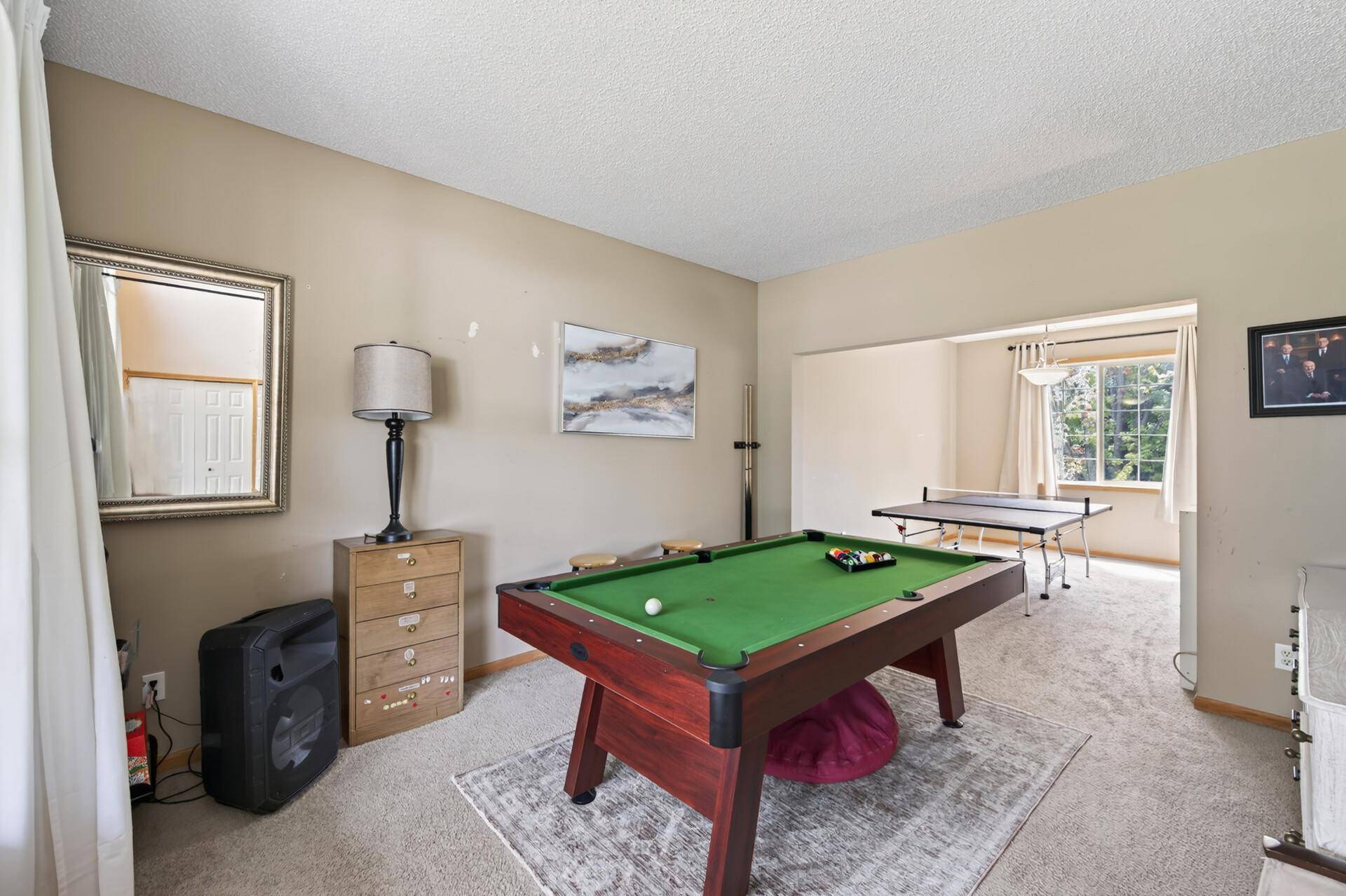 6109 Summit Curve S, Cottage Grove, MN 55016