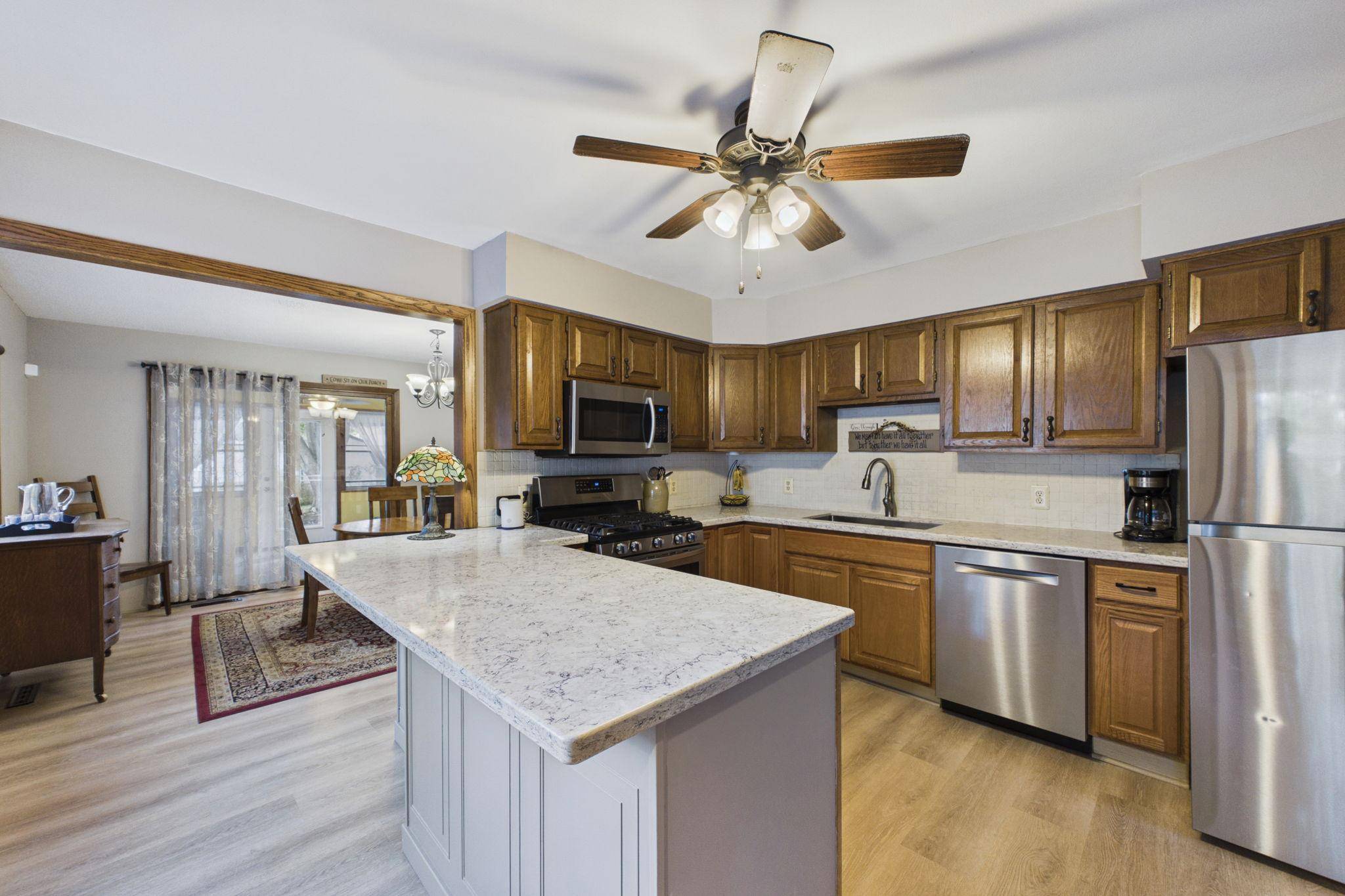 1474 Burke AVE E, Maplewood, MN 55109