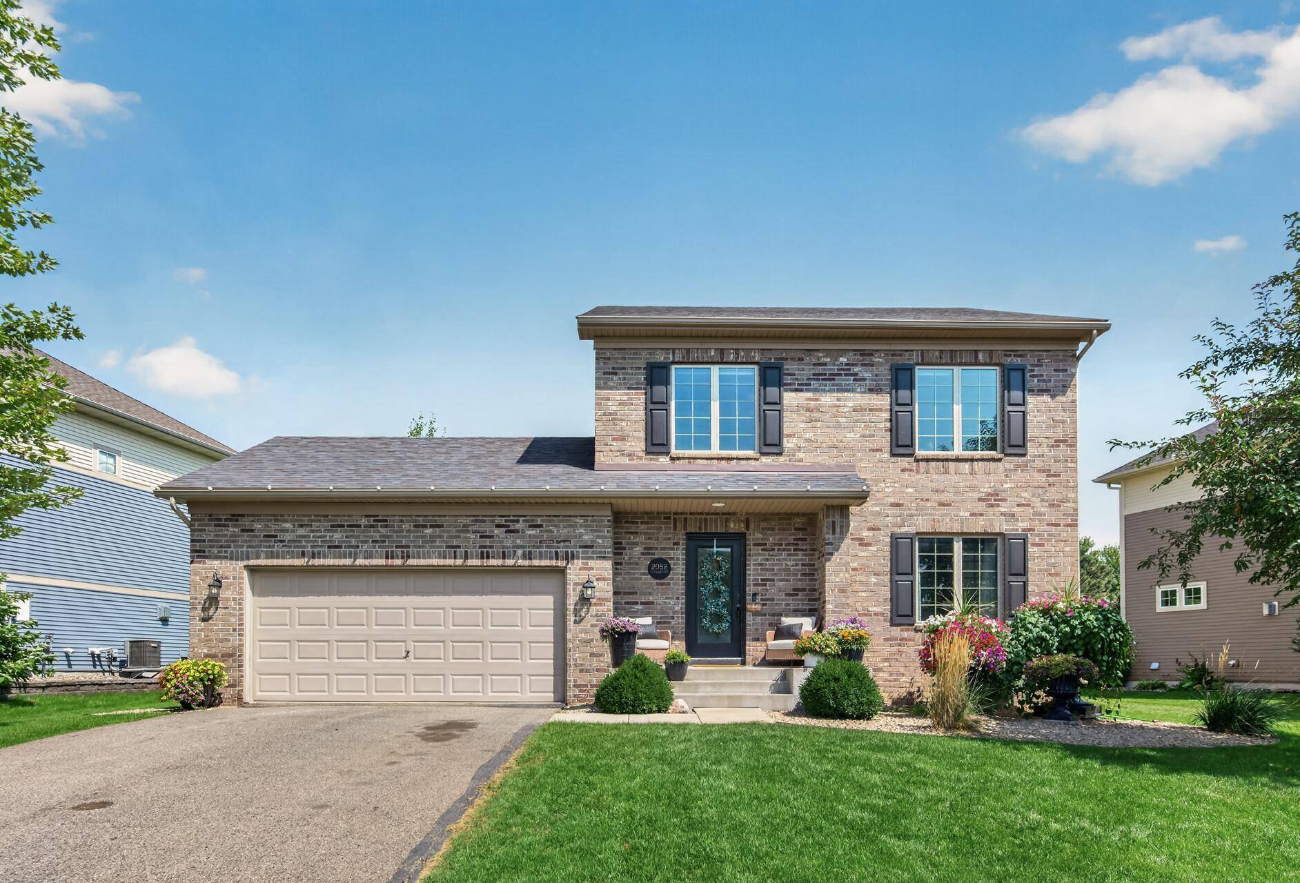 2052 Cobblestone DR, Cologne, MN 55322