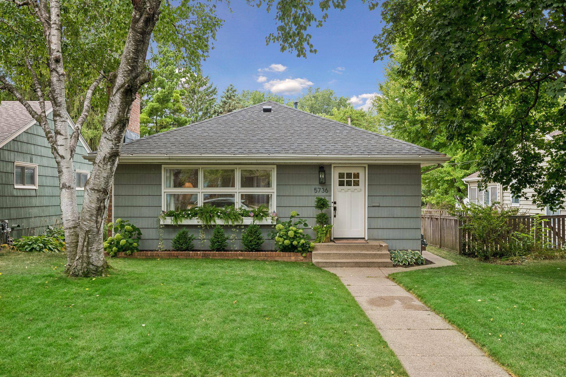 5736 Sheridan AVE S, Minneapolis, MN 55410
