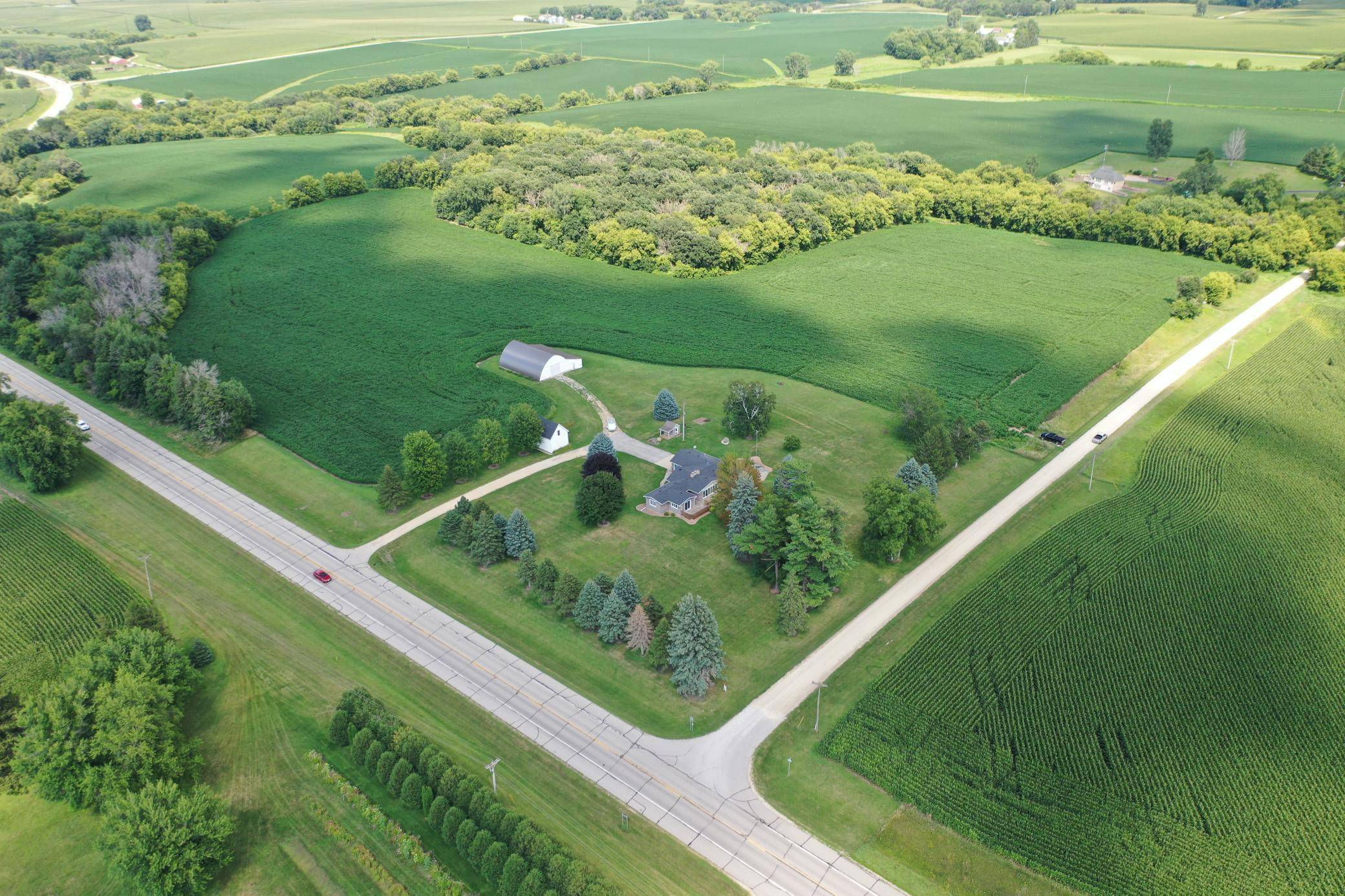 4900 42 HWY NE, Eyota, MN 55934