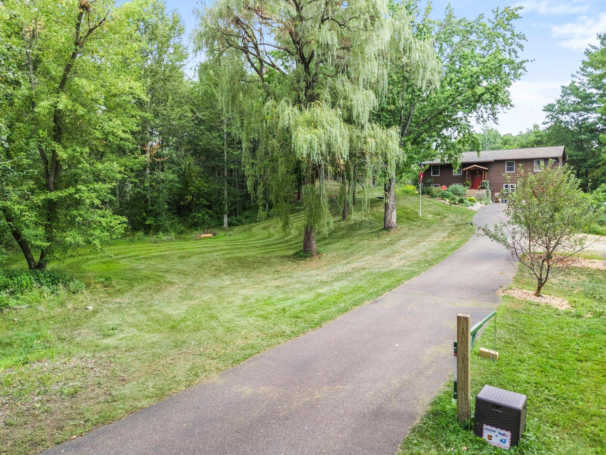 1373 Pine View TRL, Houlton, WI 54082
