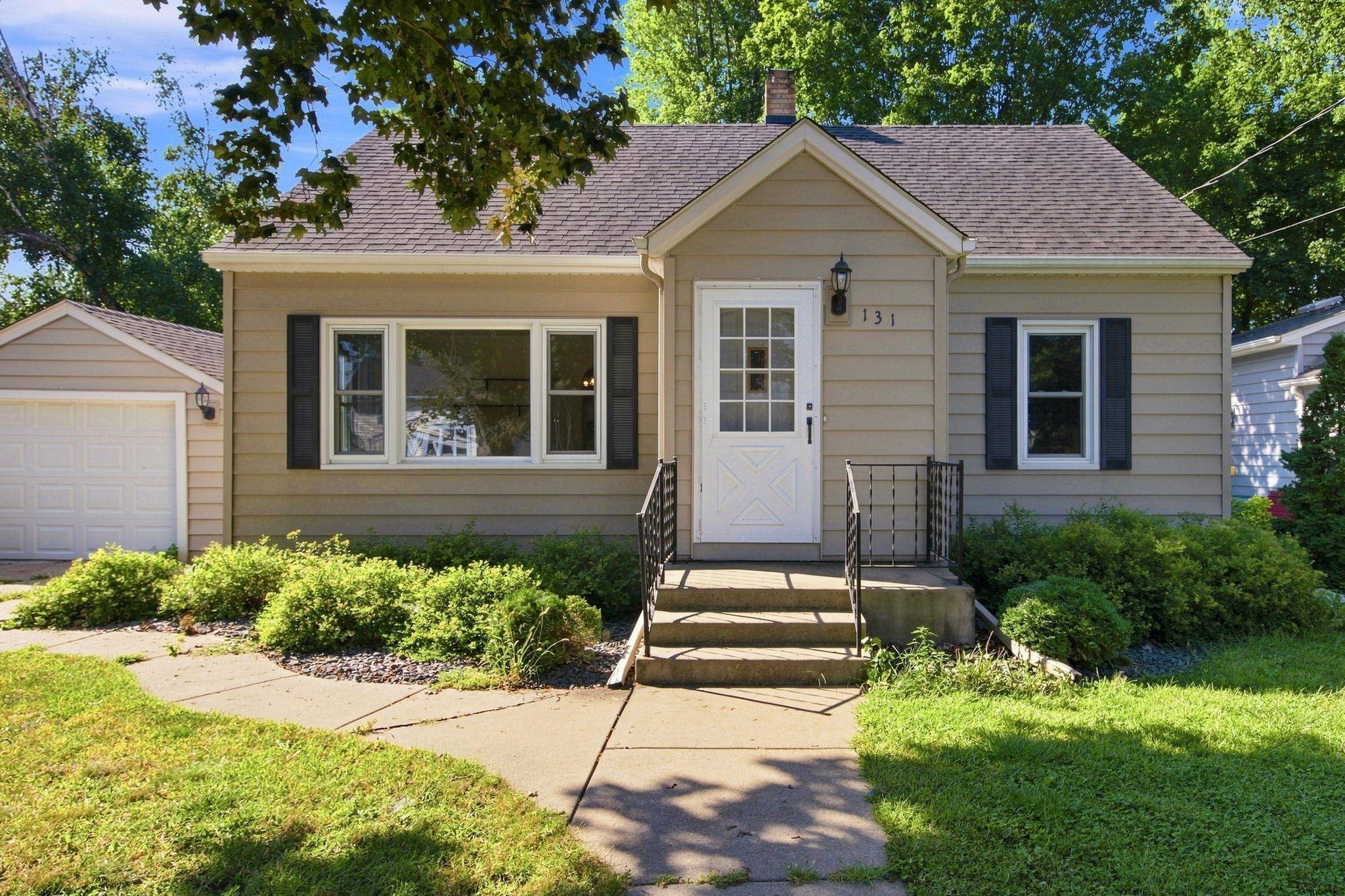 131 Elm ST E, Norwood Young America, MN 55368