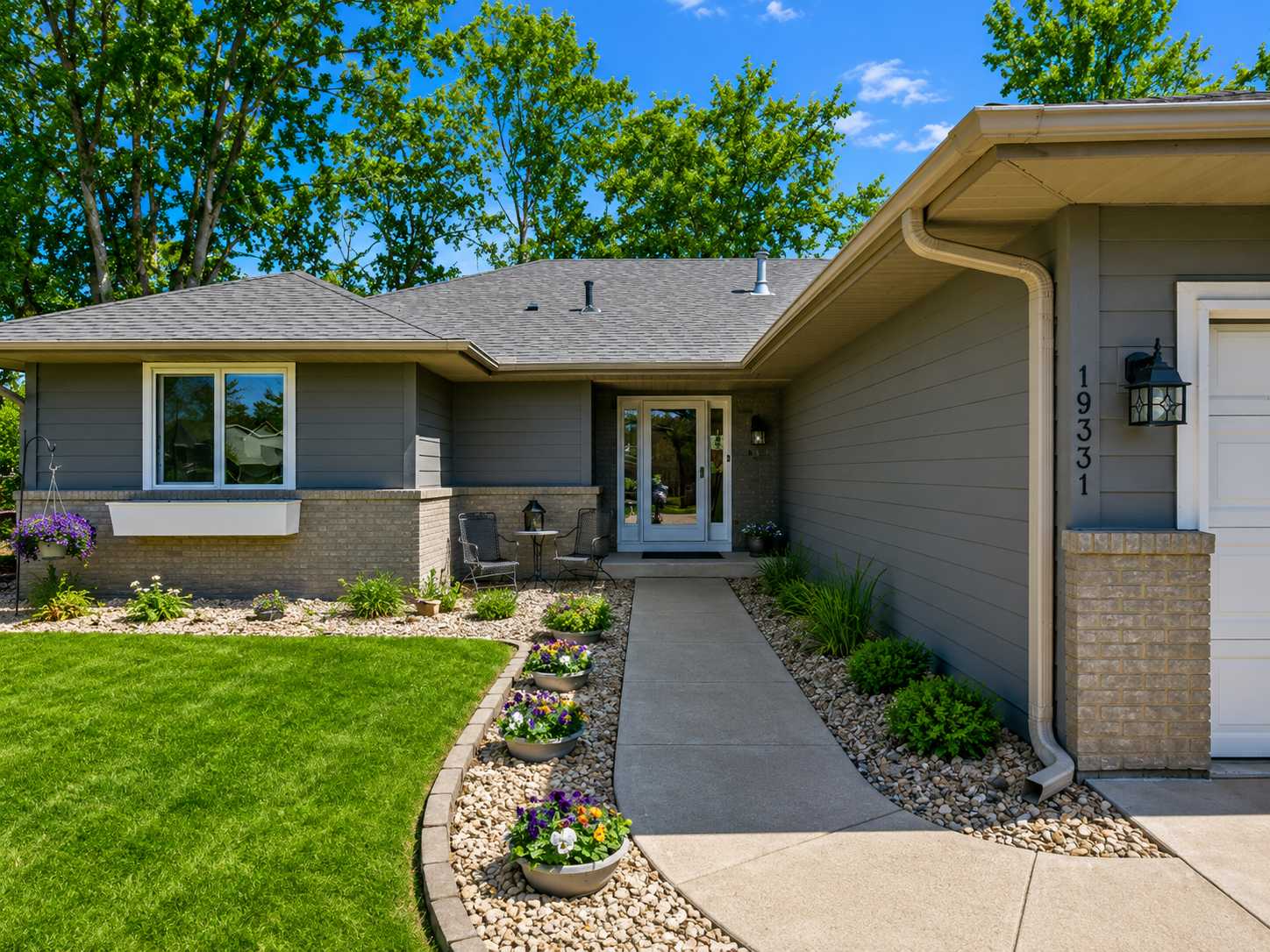 19331 Baldwin ST NW, Elk River, MN 55330