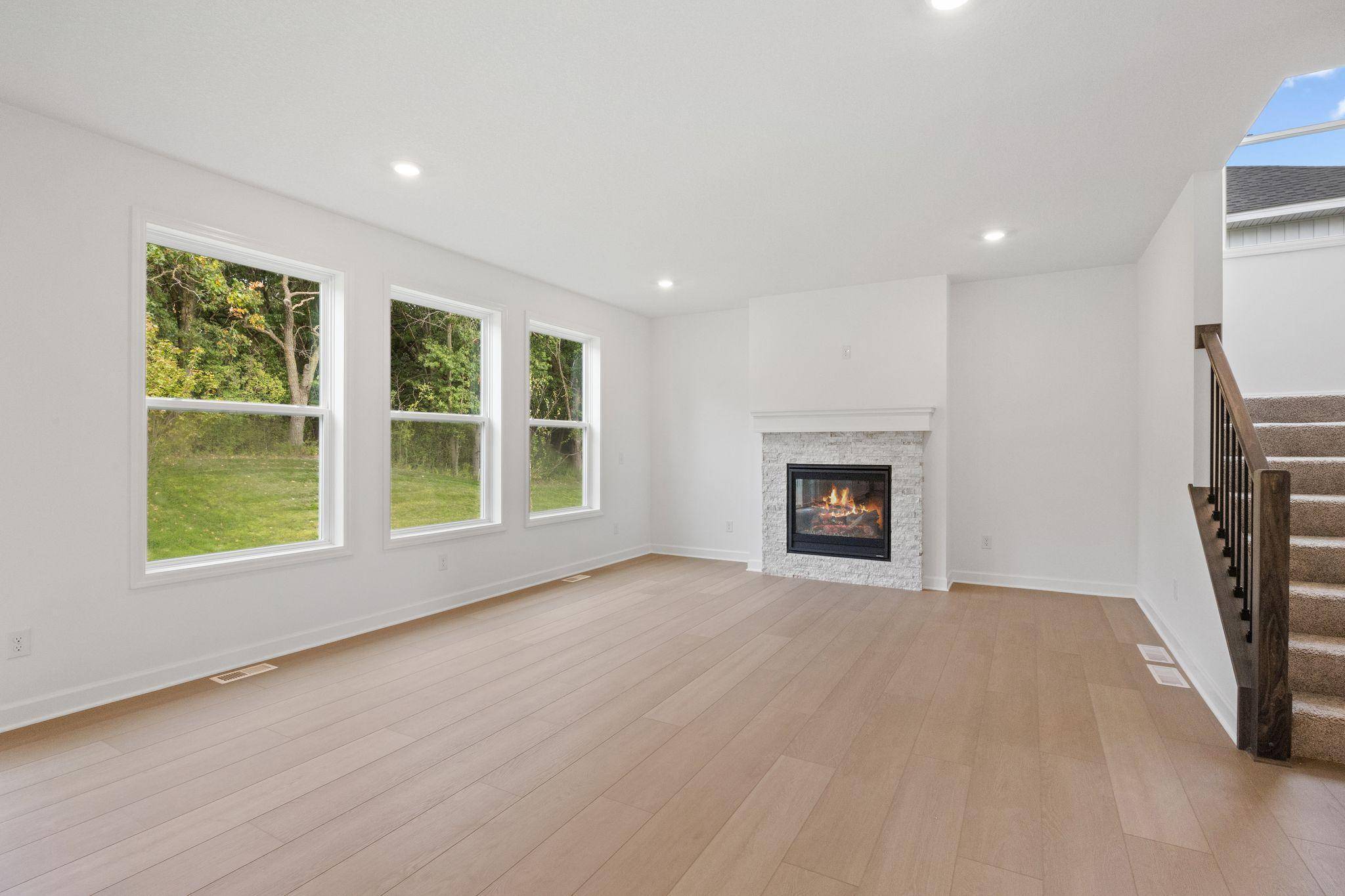 2584 Rock Elm RD, Shakopee, MN 55379