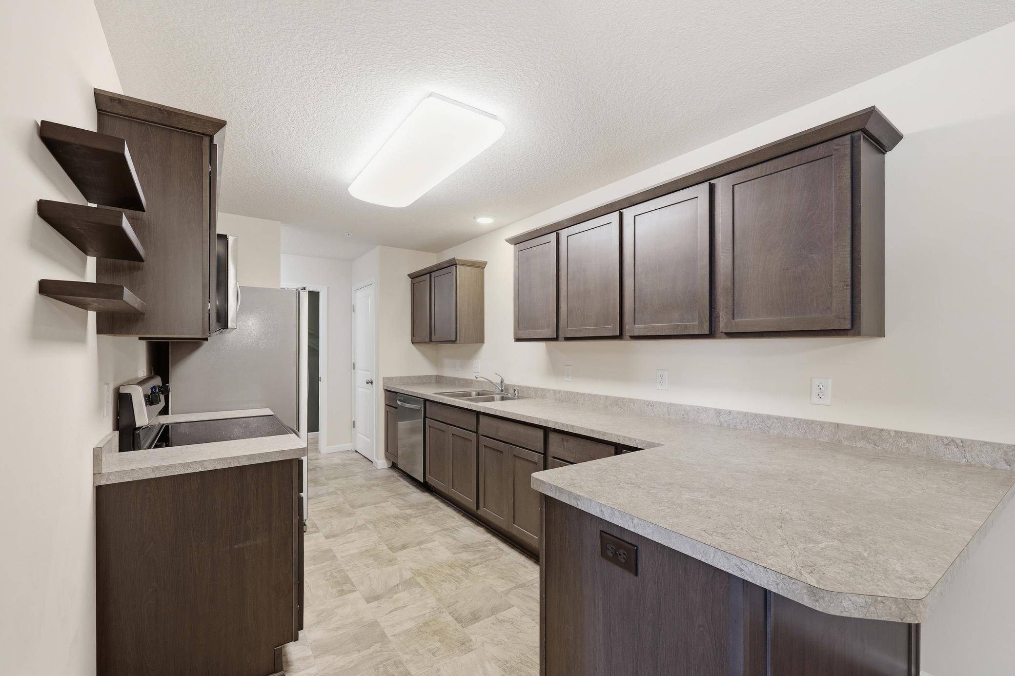 305 Chatum LN, Jordan, MN 55352