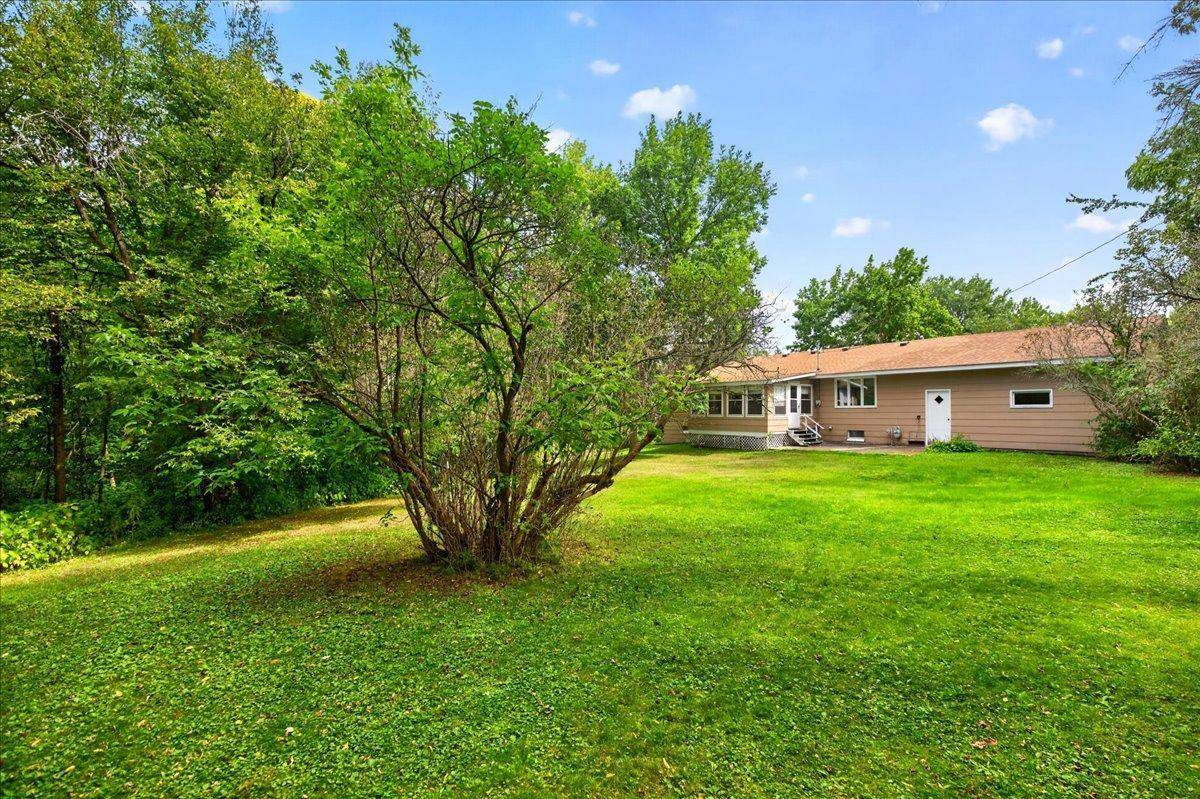 9855 Iffert AVE NE, Monticello, MN 55362