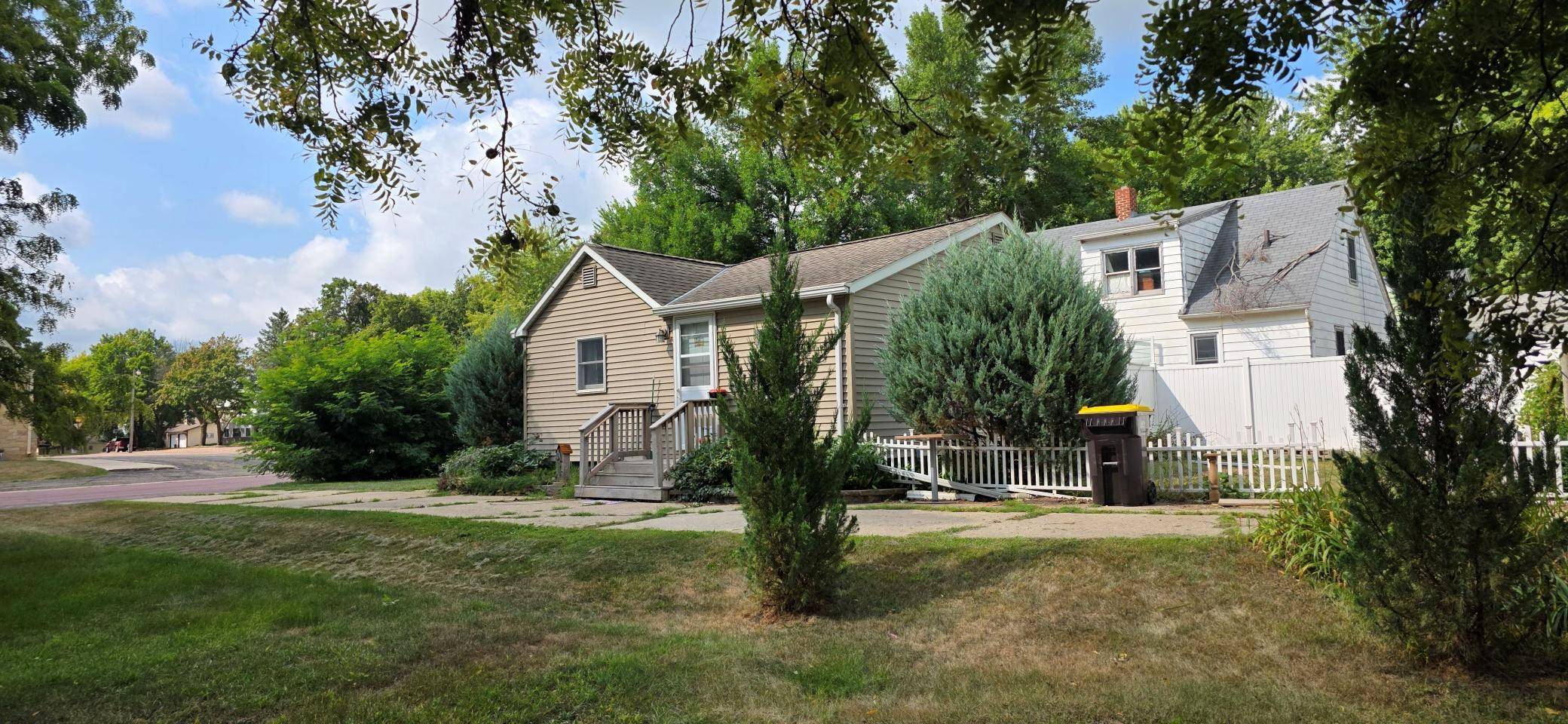 850 10th ST, Westbrook, MN 56183