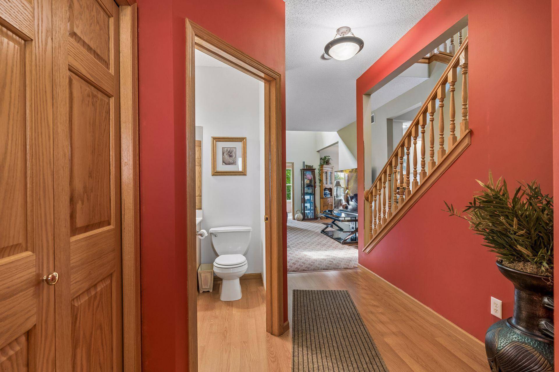 4805 Iris Alcove, White Bear Twp, MN 55127