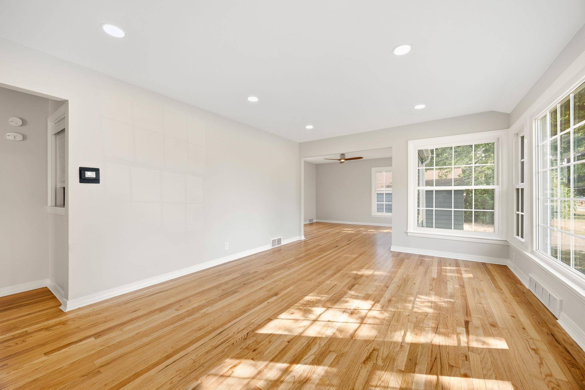 2951 Independence AVE S, Saint Louis Park, MN 55426