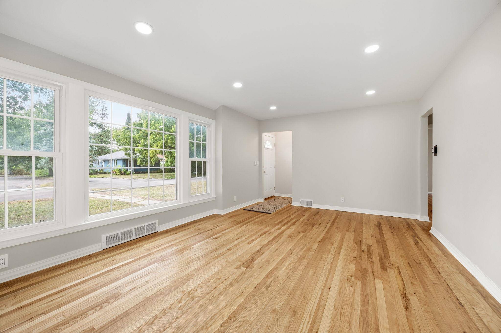 2951 Independence AVE S, Saint Louis Park, MN 55426