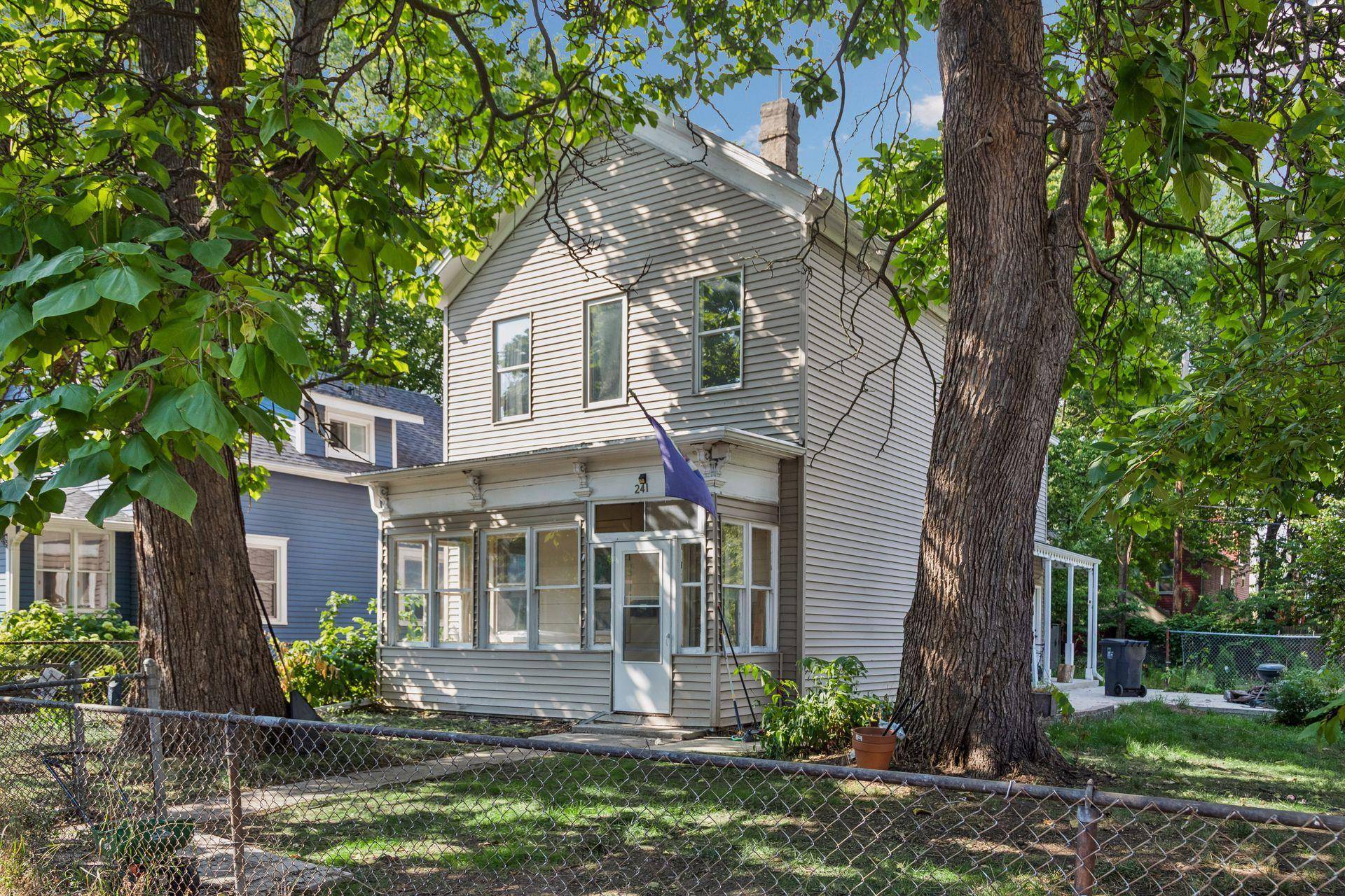 241 Banfil ST, Saint Paul, MN 55102