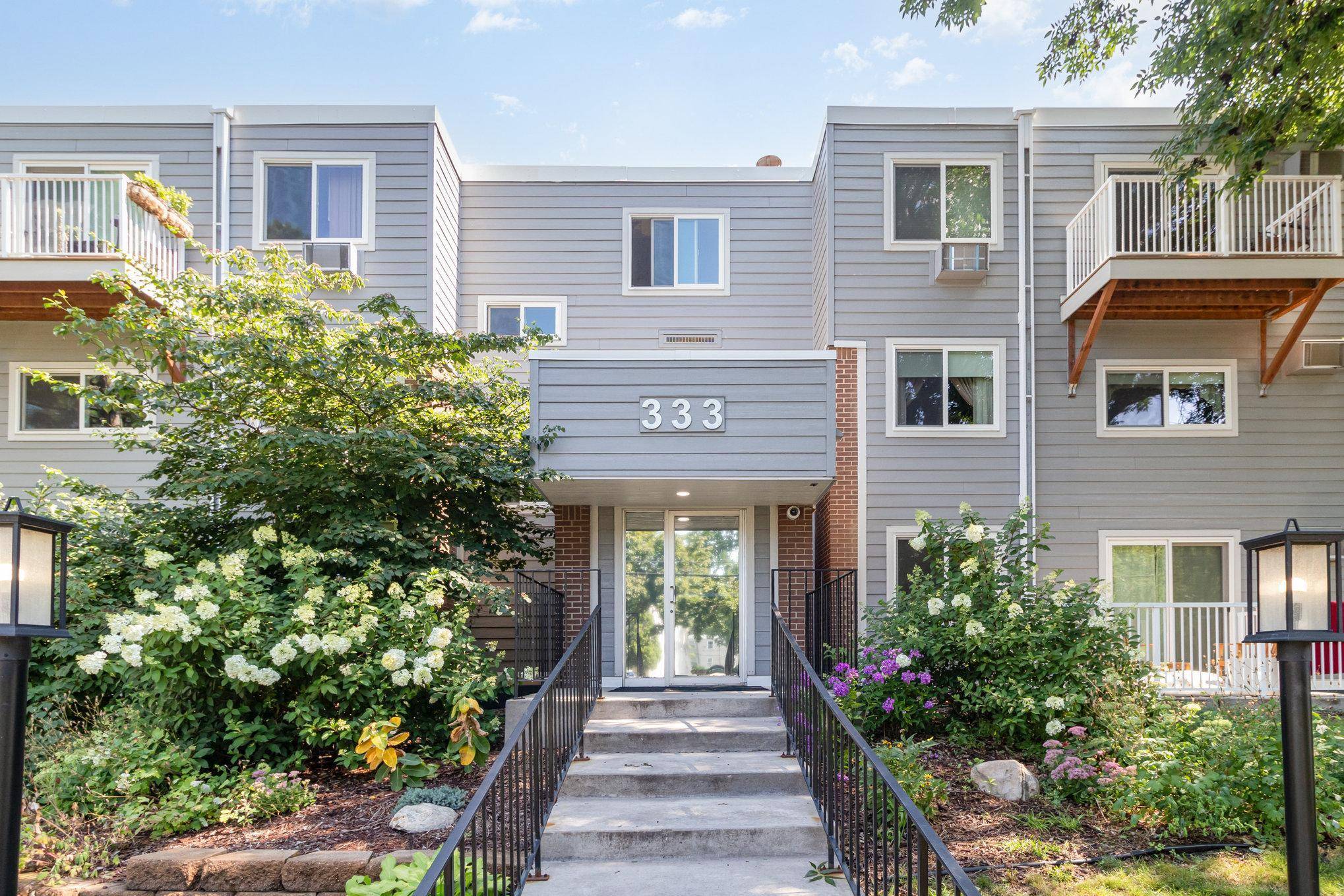 333 8th ST SE #316, Minneapolis, MN 55414