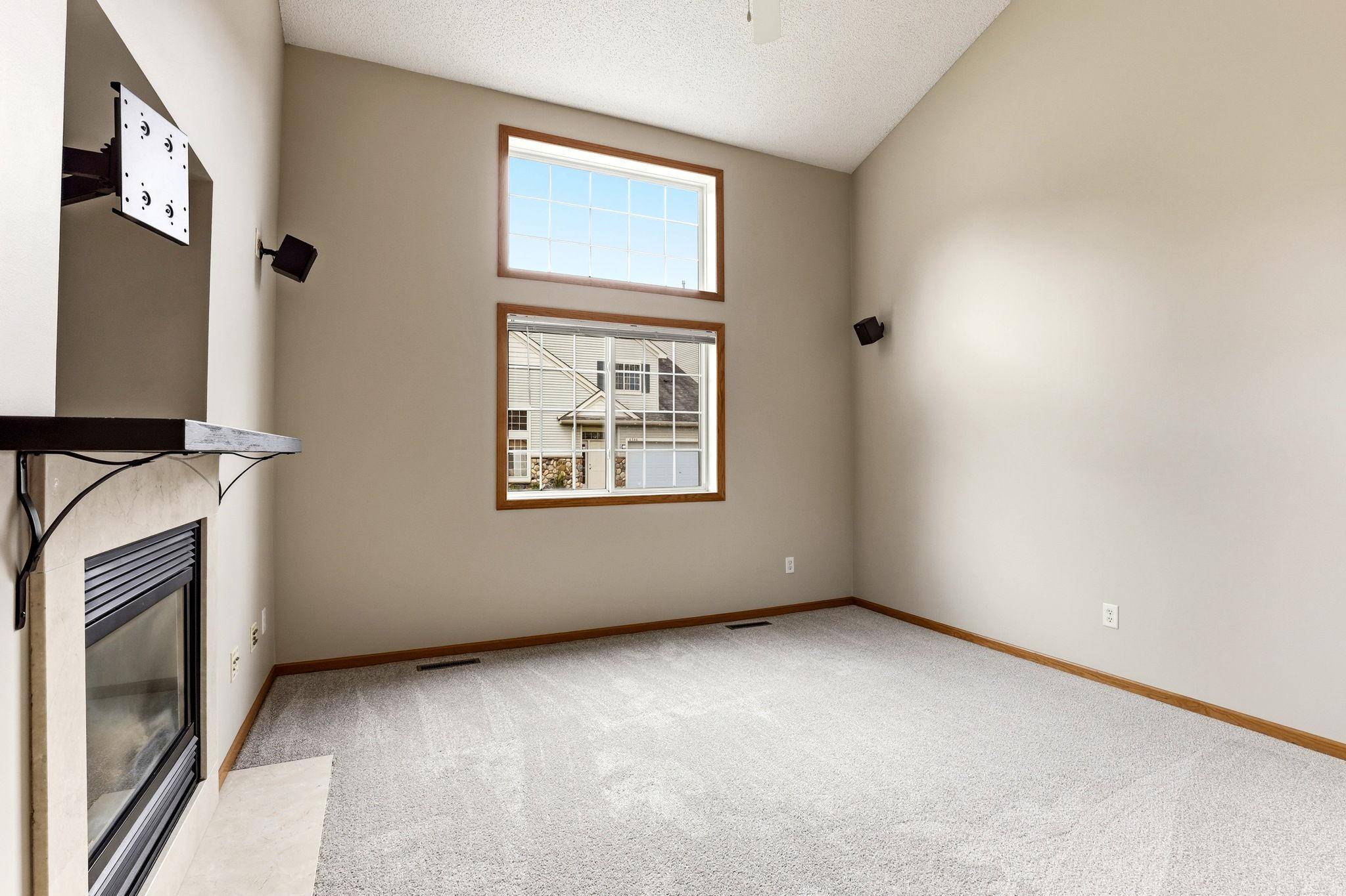 6784 Pine Crest TRL S, Cottage Grove, MN 55016
