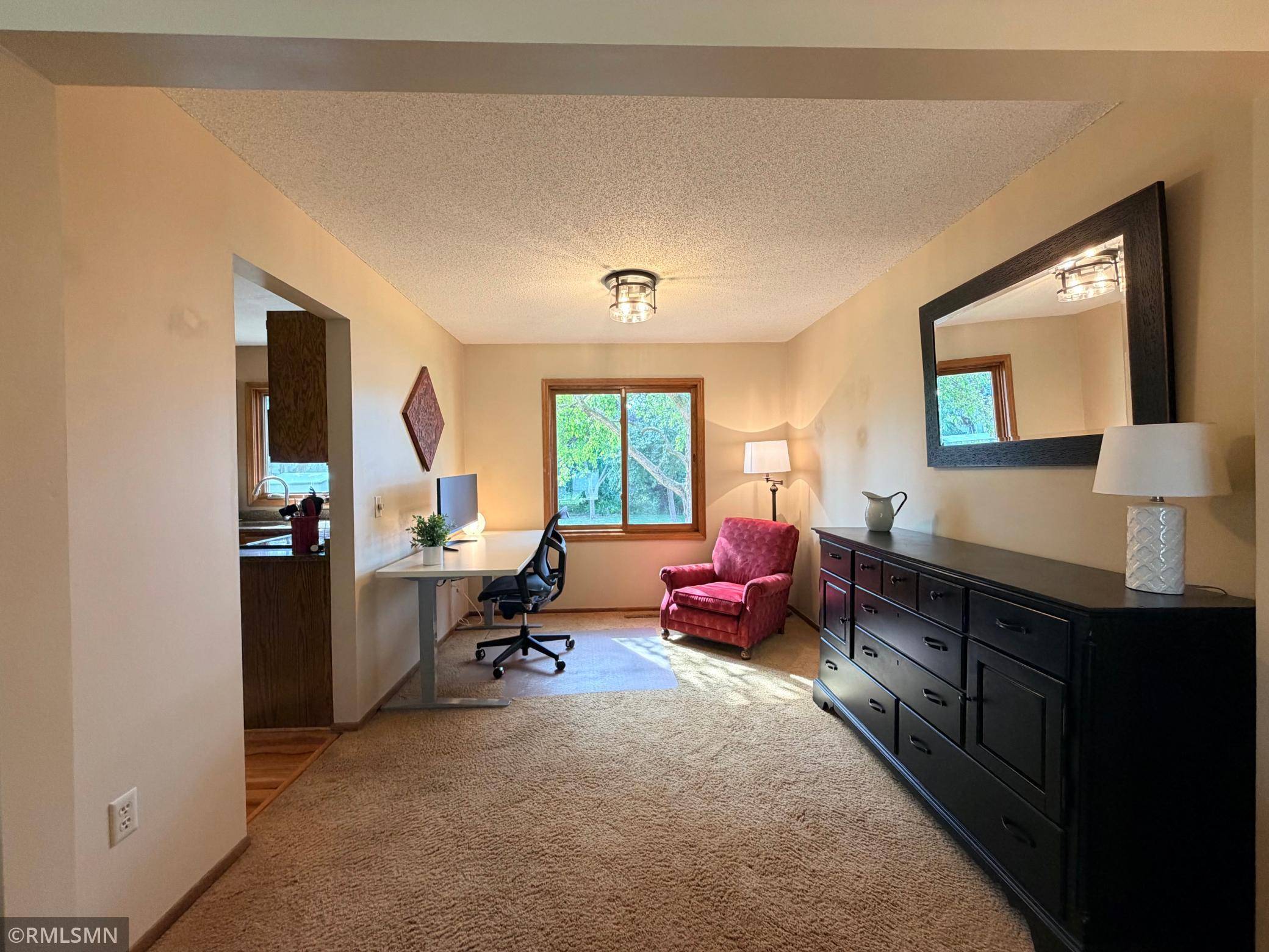 14613 Guthrie AVE S, Apple Valley, MN 55124