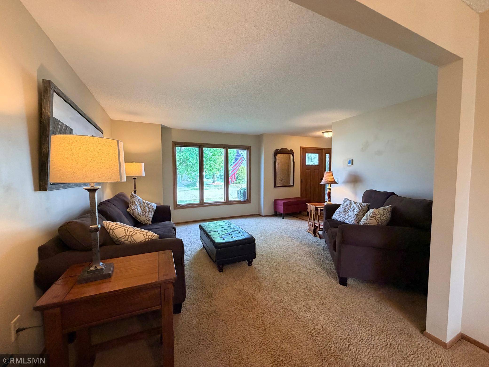 14613 Guthrie AVE S, Apple Valley, MN 55124