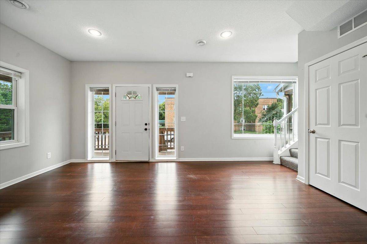 600 W 32nd ST #1, Minneapolis, MN 55408