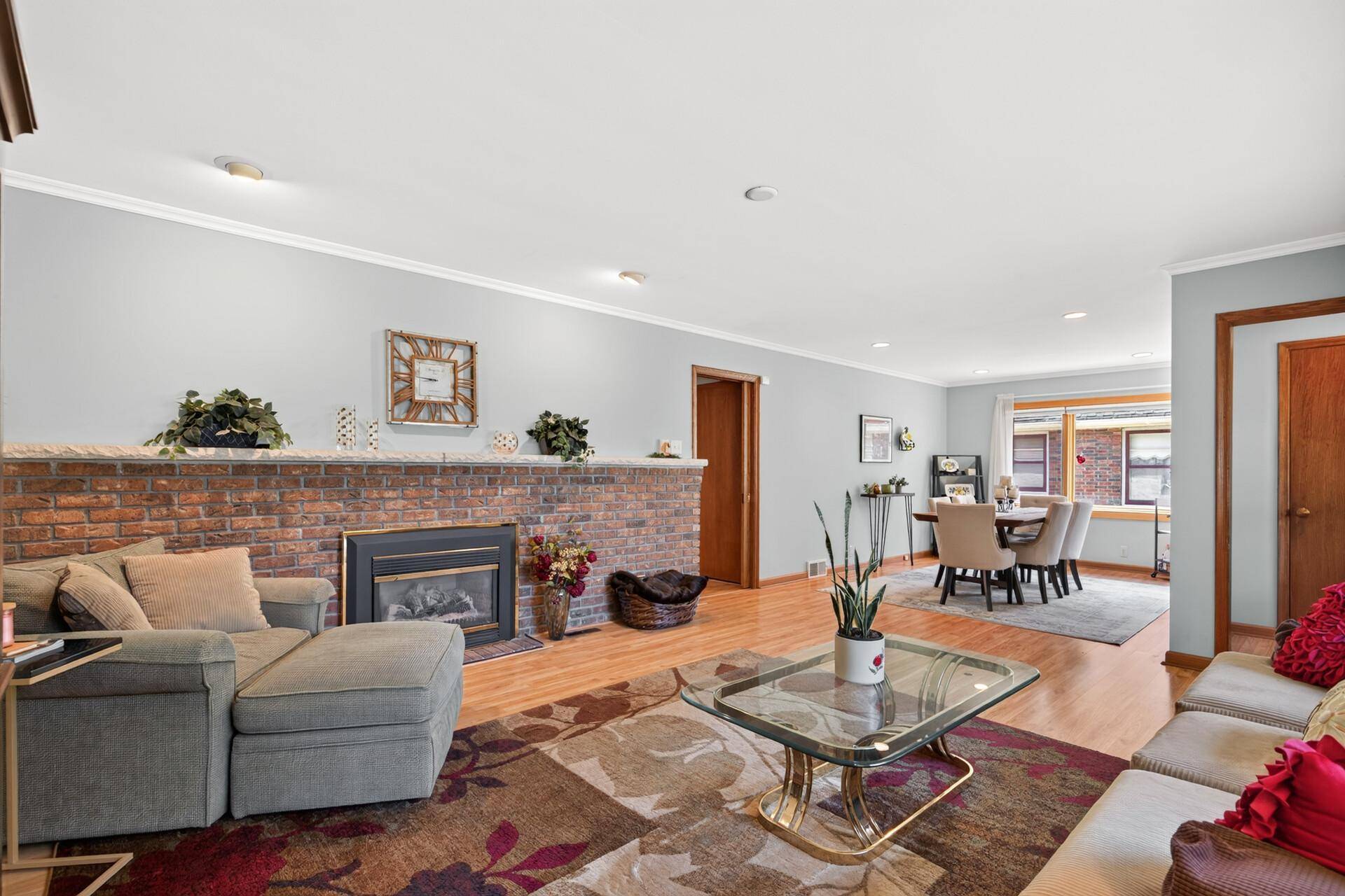 1935 Stinson BLVD, Minneapolis, MN 55418