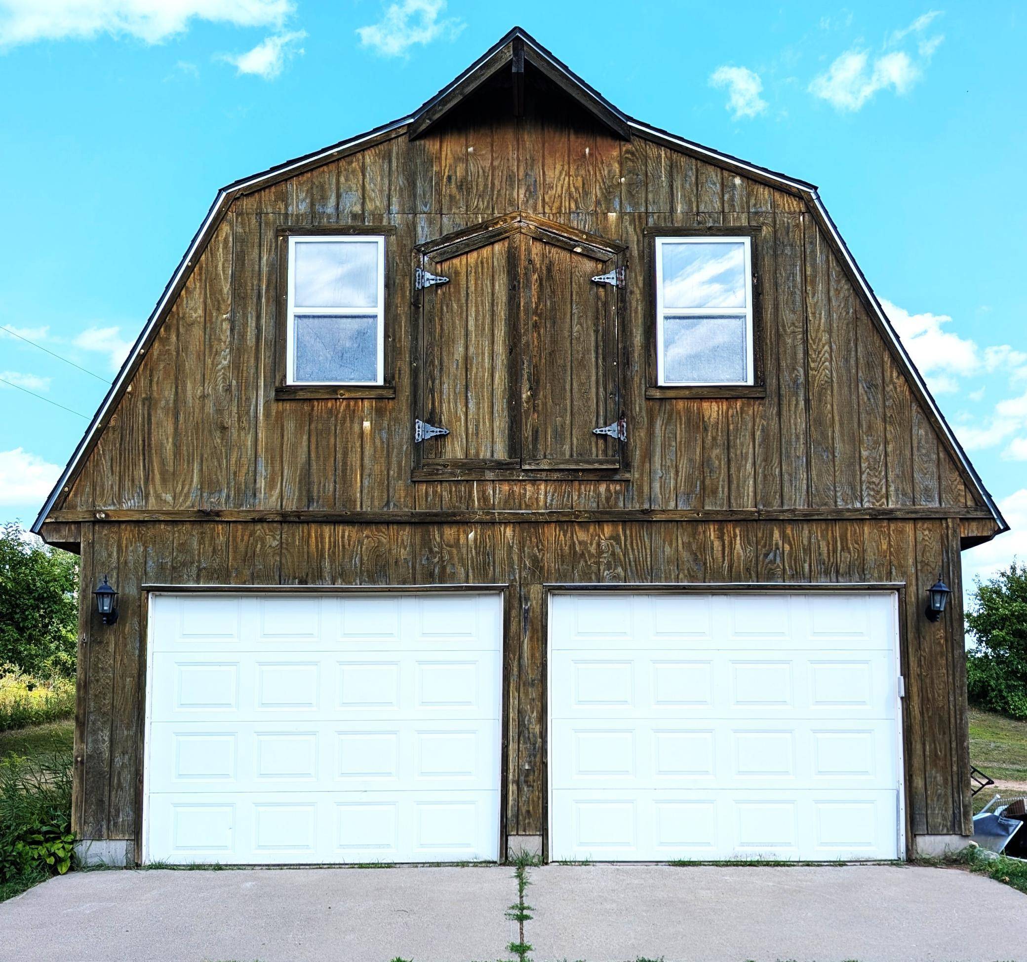1829 Sundet RD, Mora, MN 55051