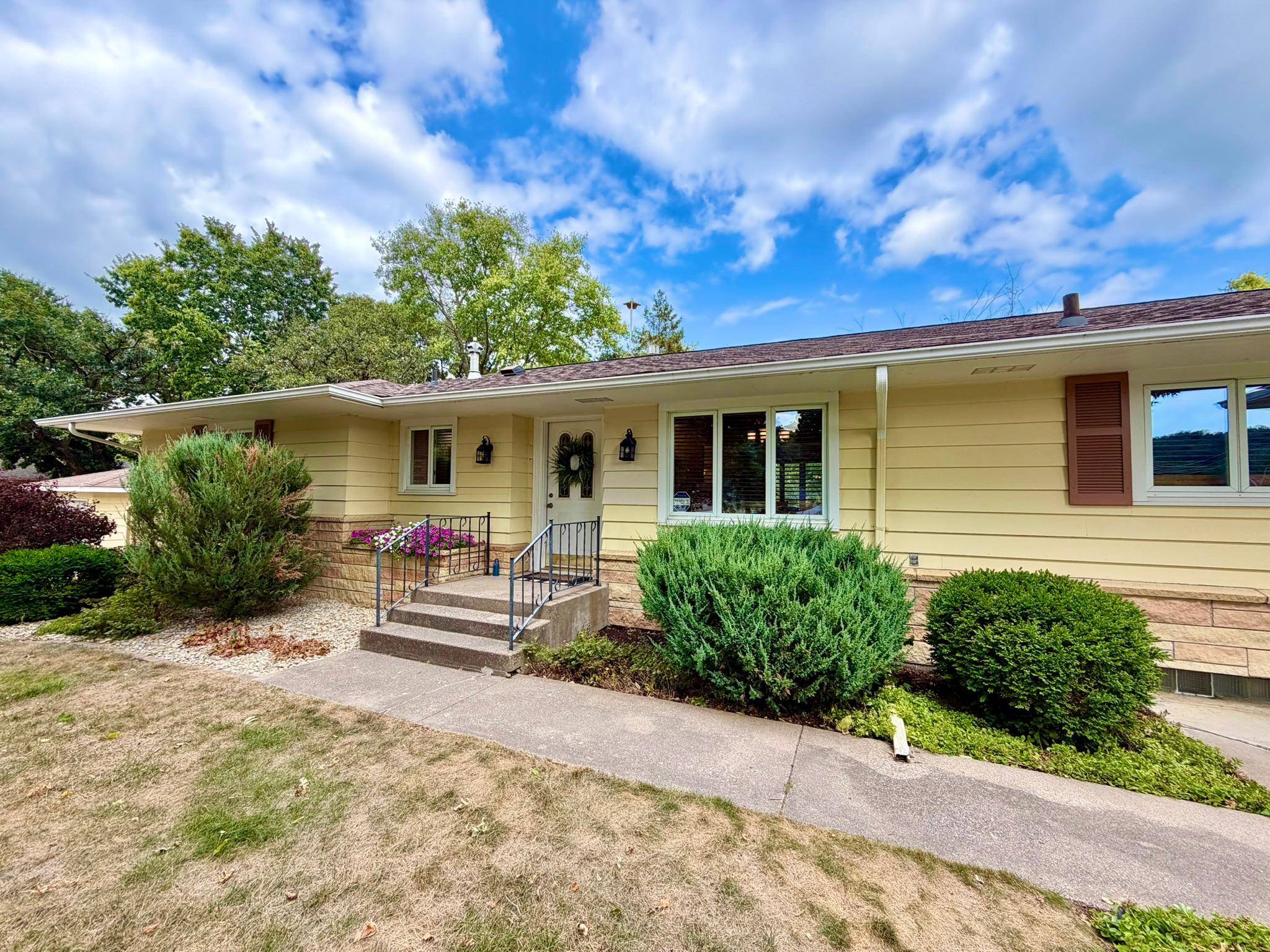 3628 Martha LN, Red Wing, MN 55066