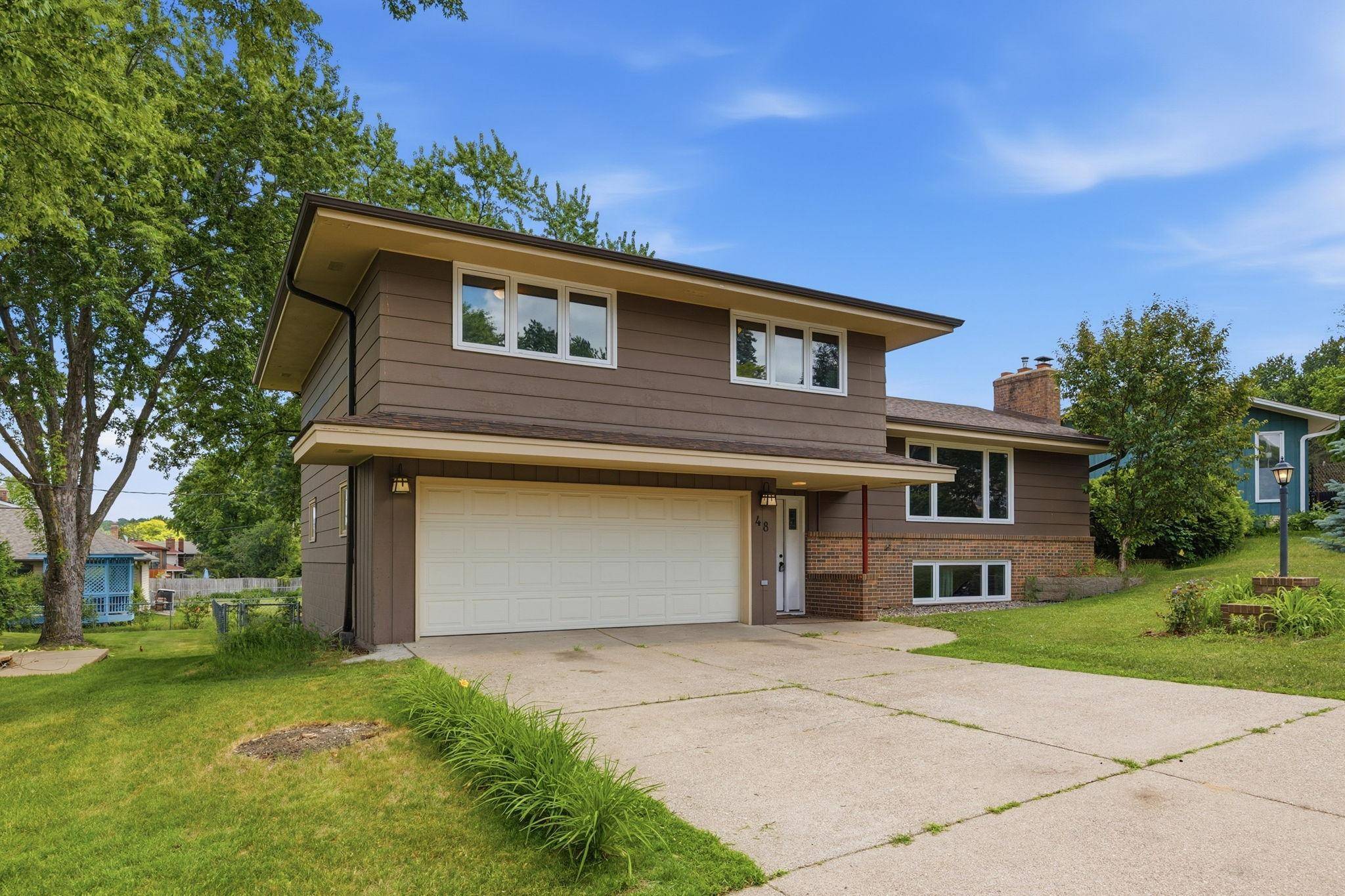 48 Winthrop ST N, Saint Paul, MN 55119