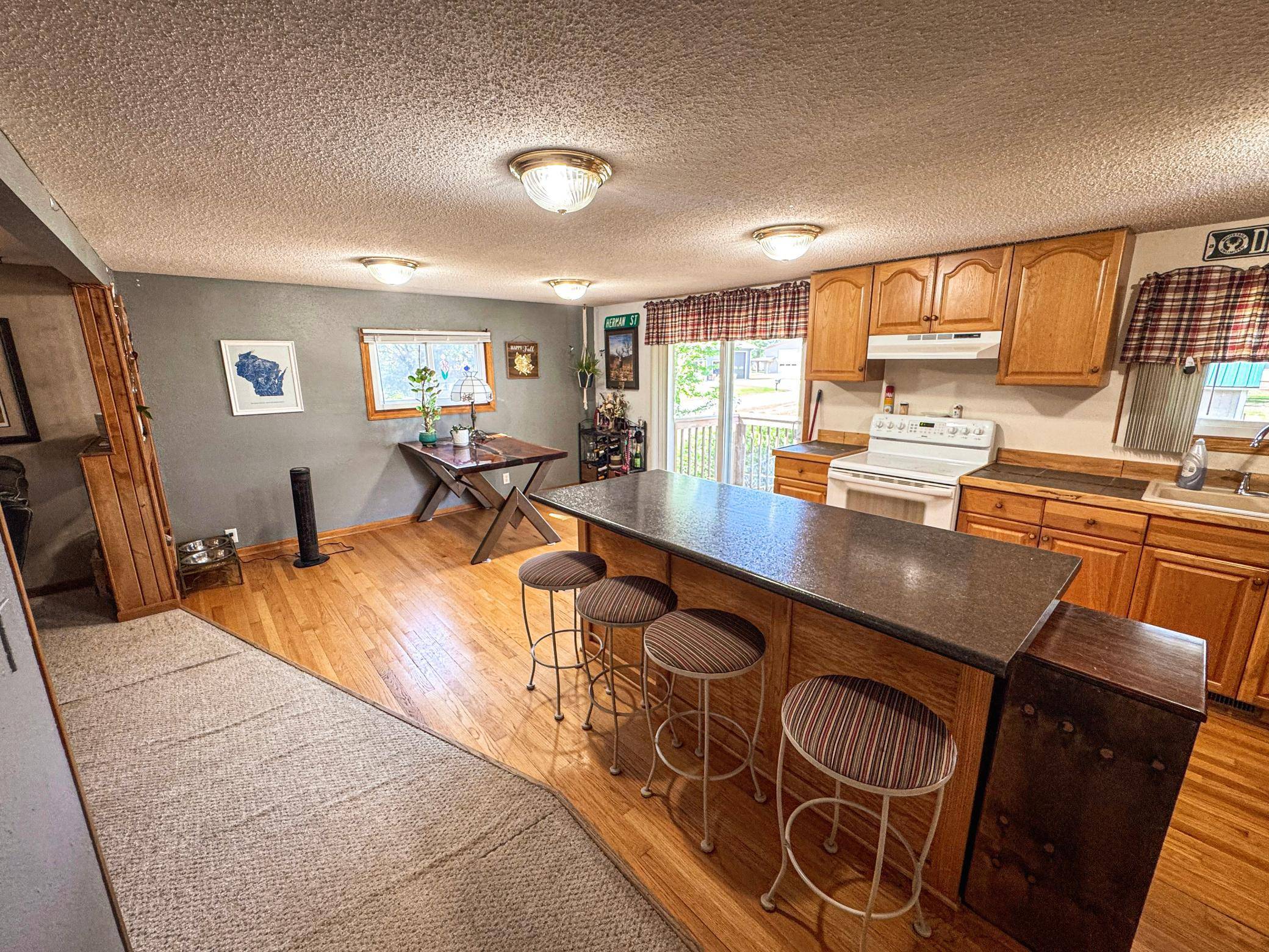 1226 N Herman ST, Buffalo City, WI 54622