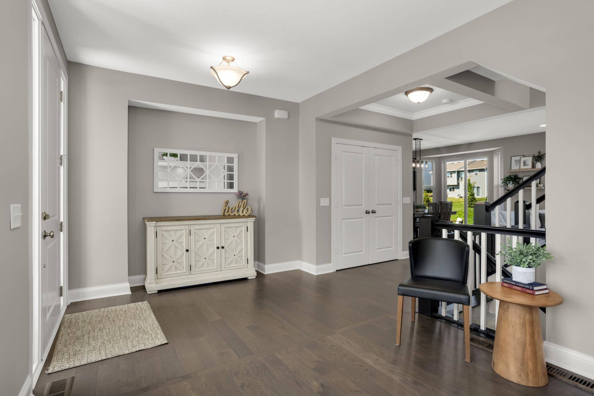 1416 Copper Hills DR, Carver, MN 55315