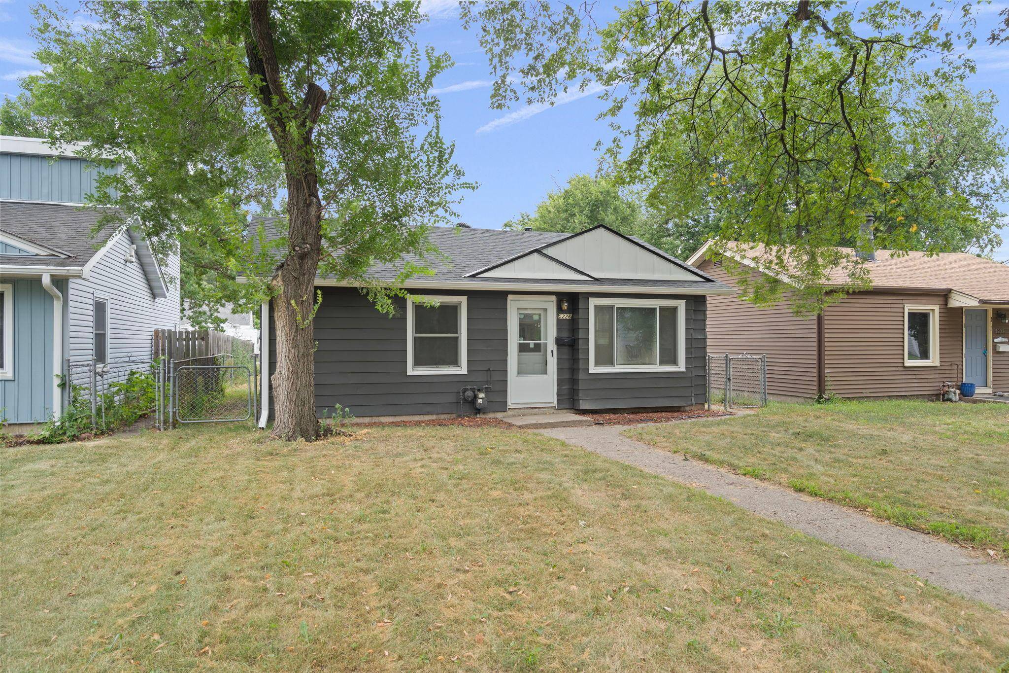 5226 Girard AVE N, Minneapolis, MN 55430