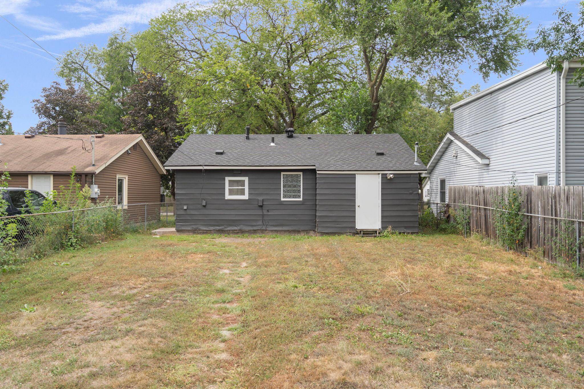 5226 Girard AVE N, Minneapolis, MN 55430