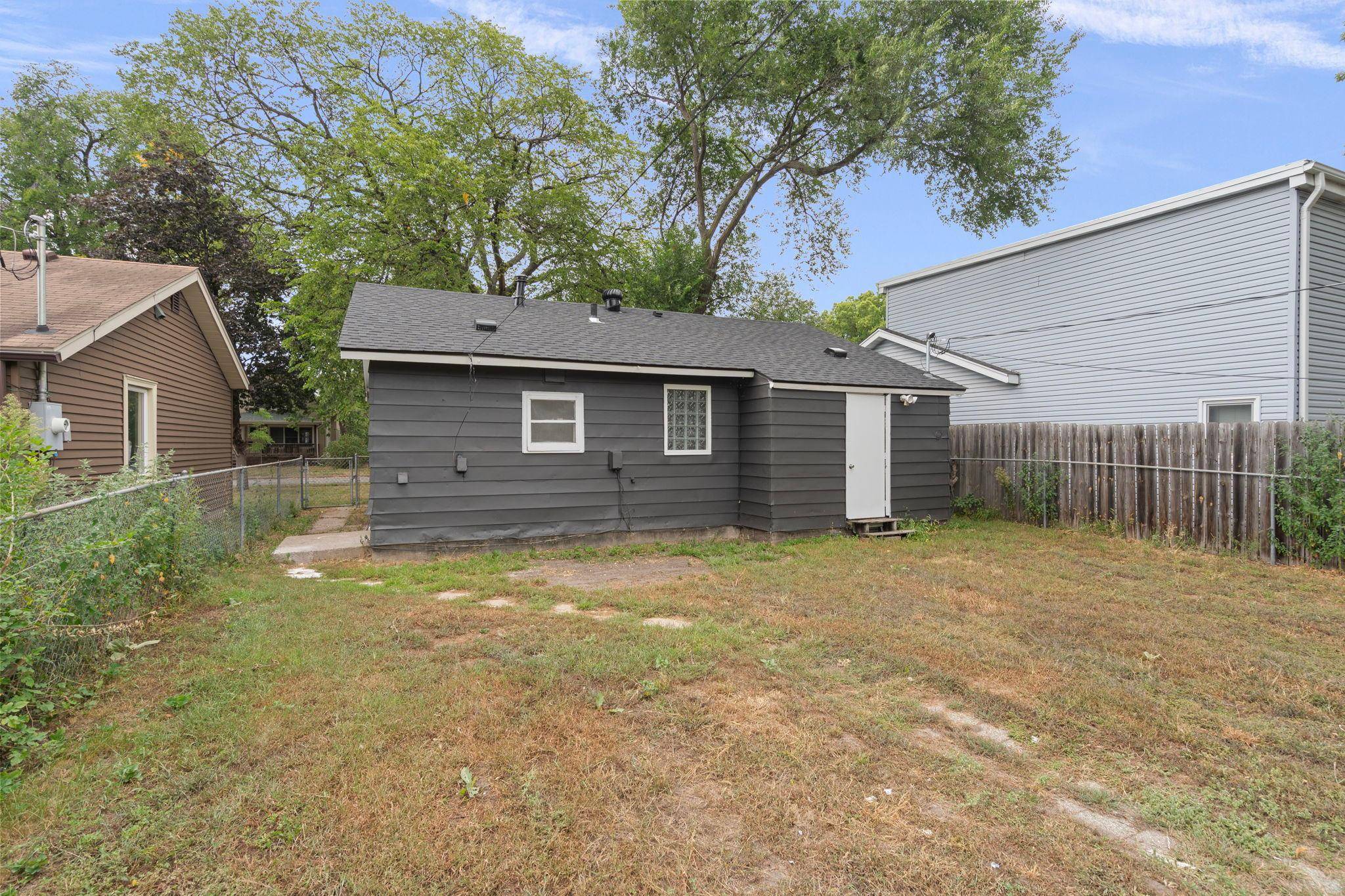 5226 Girard AVE N, Minneapolis, MN 55430