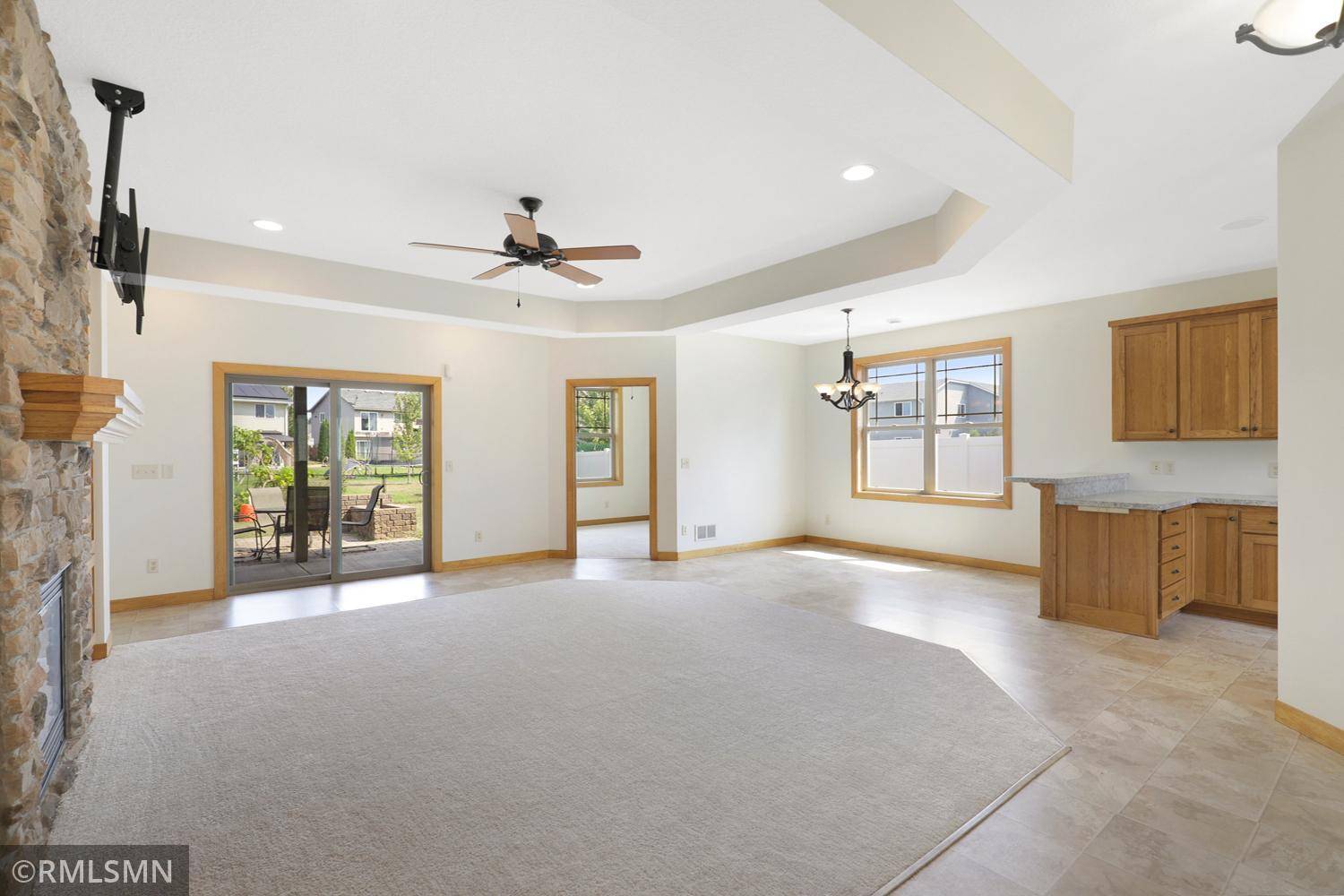 31649 McGuire TRL, Lindstrom, MN 55045