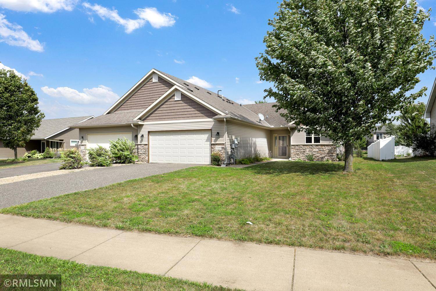 31649 McGuire TRL, Lindstrom, MN 55045
